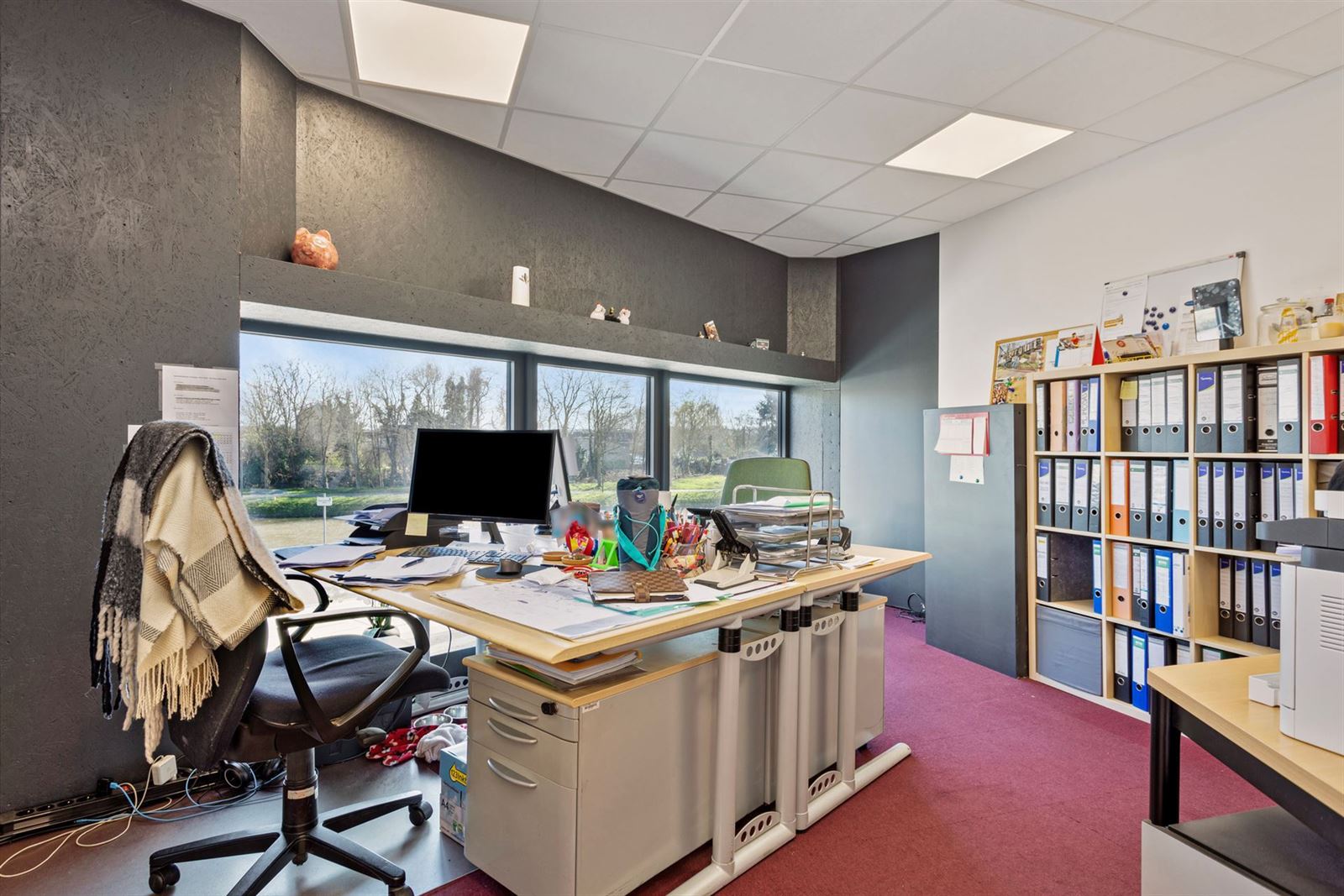 FOTO’S 17 : Bedrijfsgebouw te 1600 SINT-PIETERS-LEEUW (België) - Prijs € 625.000