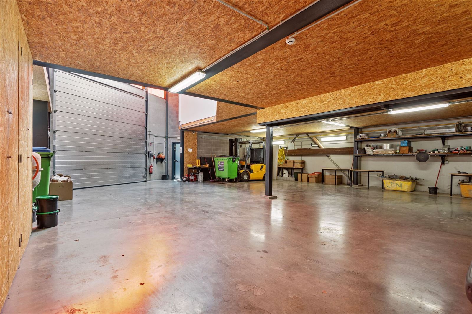 PHOTOS 12 : Immeuble industriel à 1600 SINT-PIETERS-LEEUW (Belgique) - Prix 625.000 €
