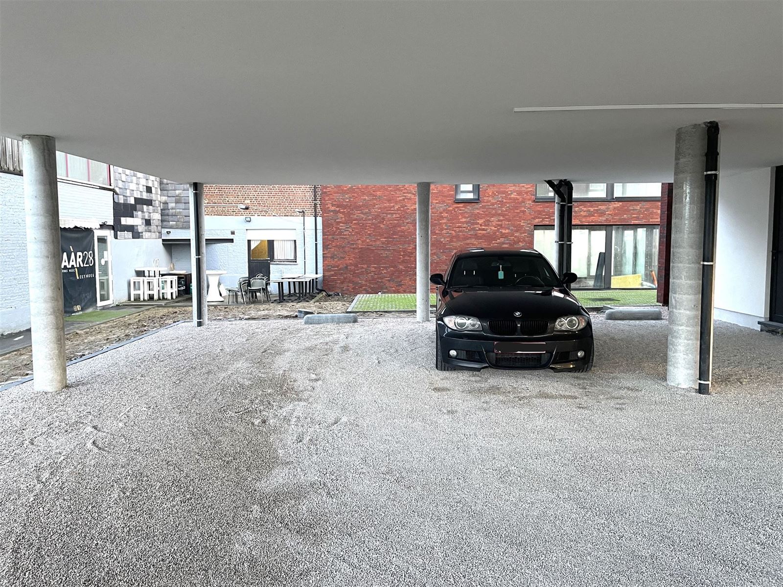 FOTO’S 2 : Garage te 1755 GOOIK (België) - Prijs € 12.500