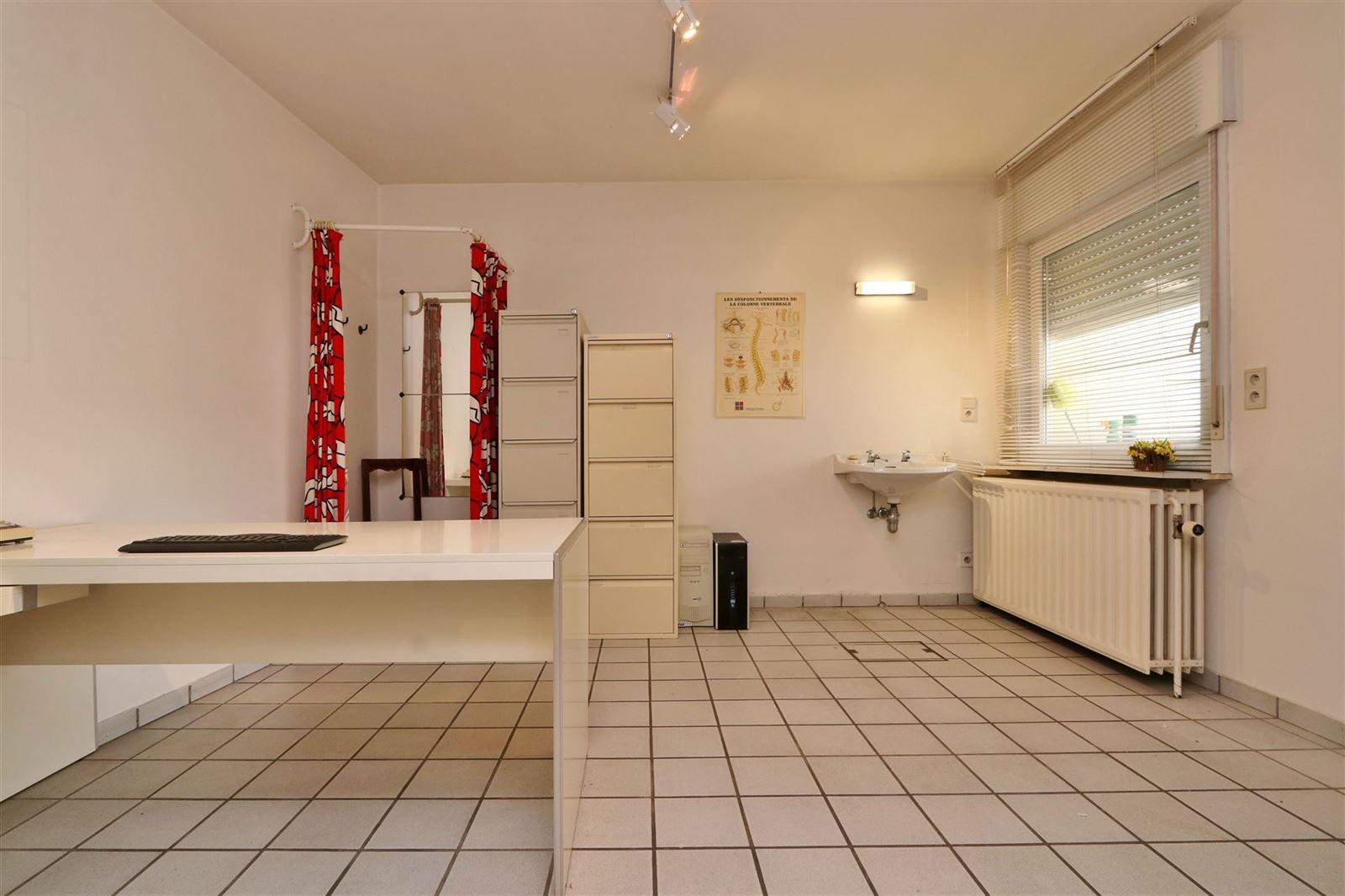 FOTO’S 5 : Kantoor met woning te 1650 BEERSEL (België) - Prijs € 2.000