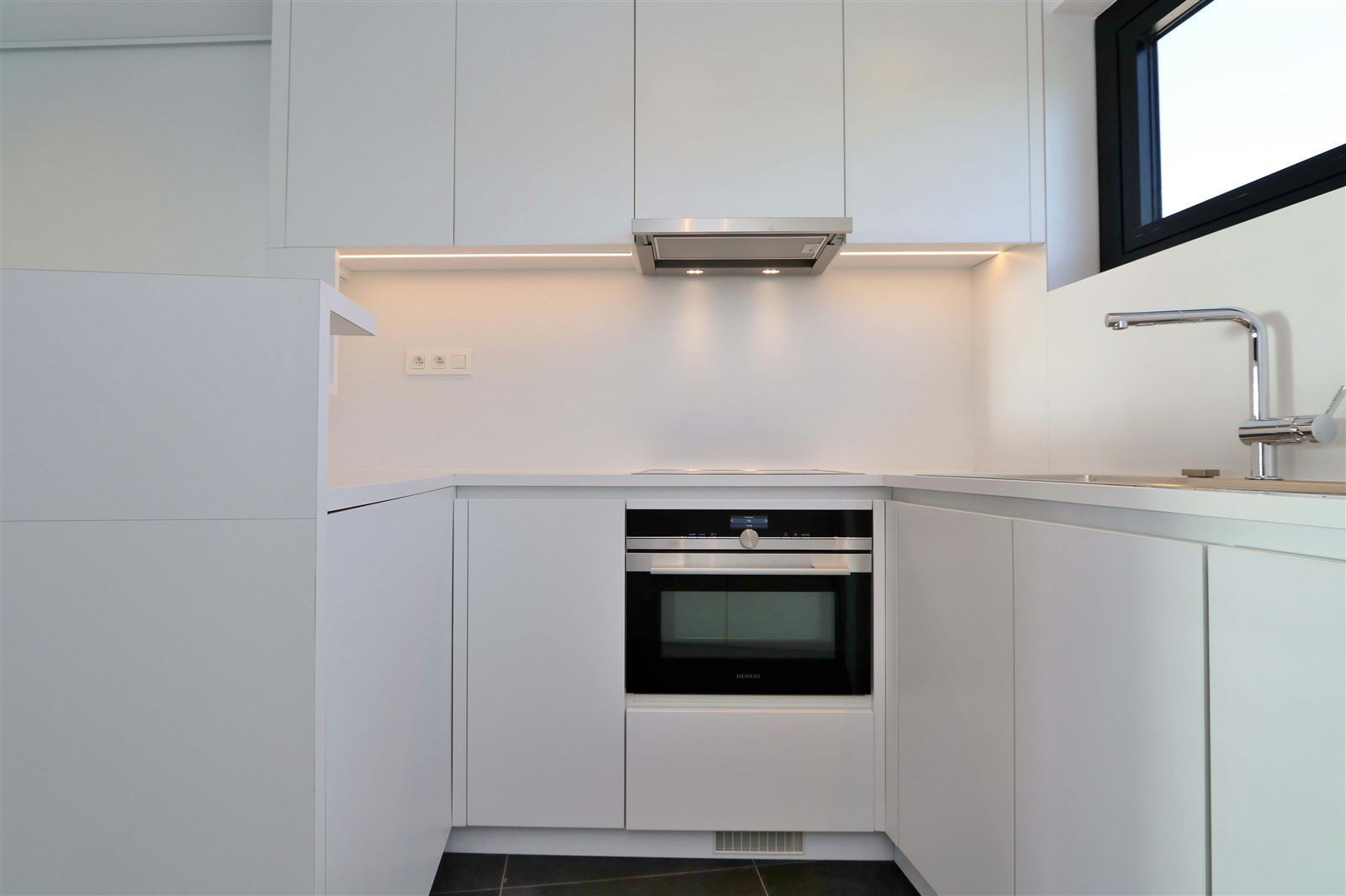 FOTO’S 7 : Duplex te 1653 DWORP (België) - Prijs € 860