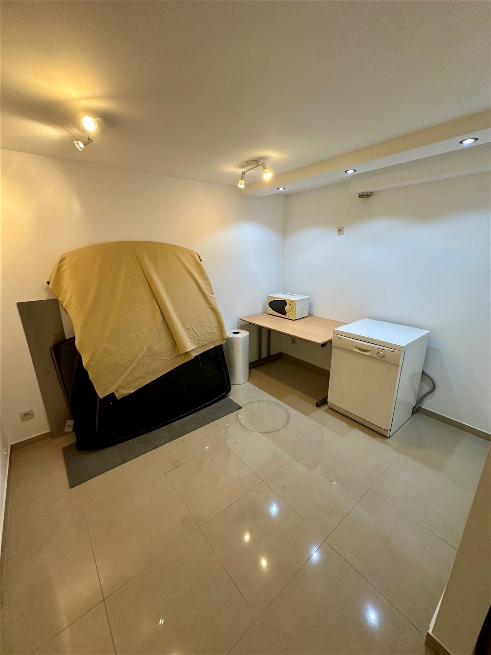 PHOTOS 9 : emplacement de parking (sous-sol) à 1700 SCHEPDAAL (Belgique) - Prix 225.000 &euro;