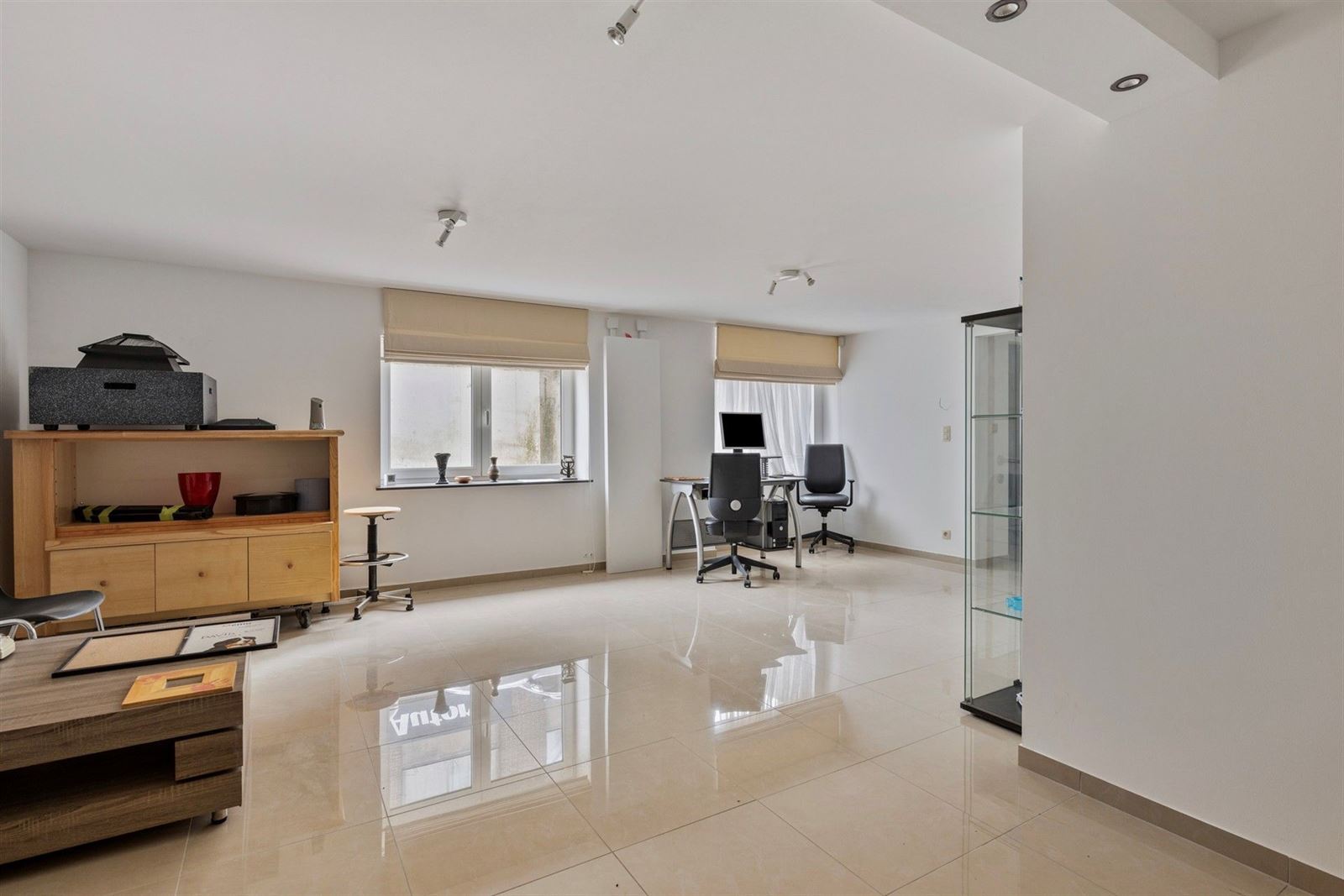 PHOTOS 4 : emplacement de parking (sous-sol) à 1700 SCHEPDAAL (Belgique) - Prix 225.000 &euro;