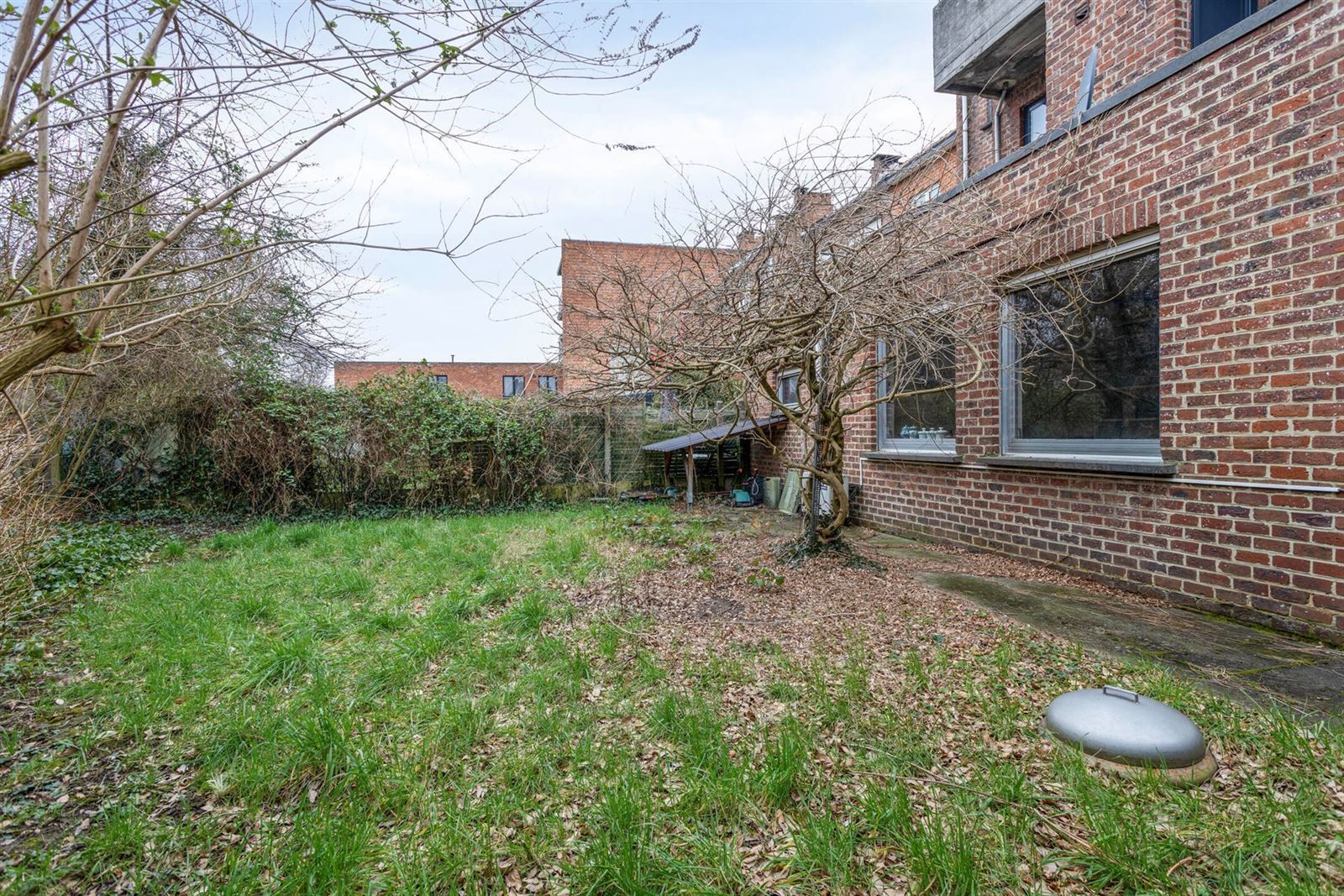 FOTO’S 18 : Handelspand te 1600 SINT-PIETERS-LEEUW (België) - Prijs € 264.000