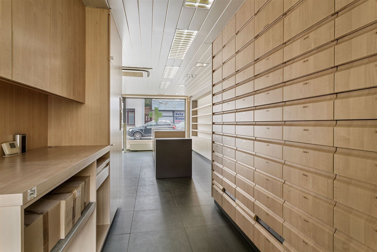 FOTO’S 11 : Handelspand te 1600 SINT-PIETERS-LEEUW (België) - Prijs € 264.000