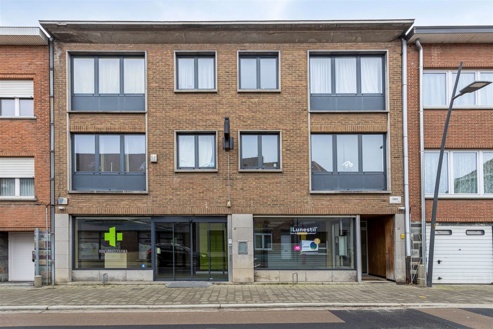 FOTO’S 1 : Handelspand te 1601 RUISBROEK (België) - Prijs € 264.000