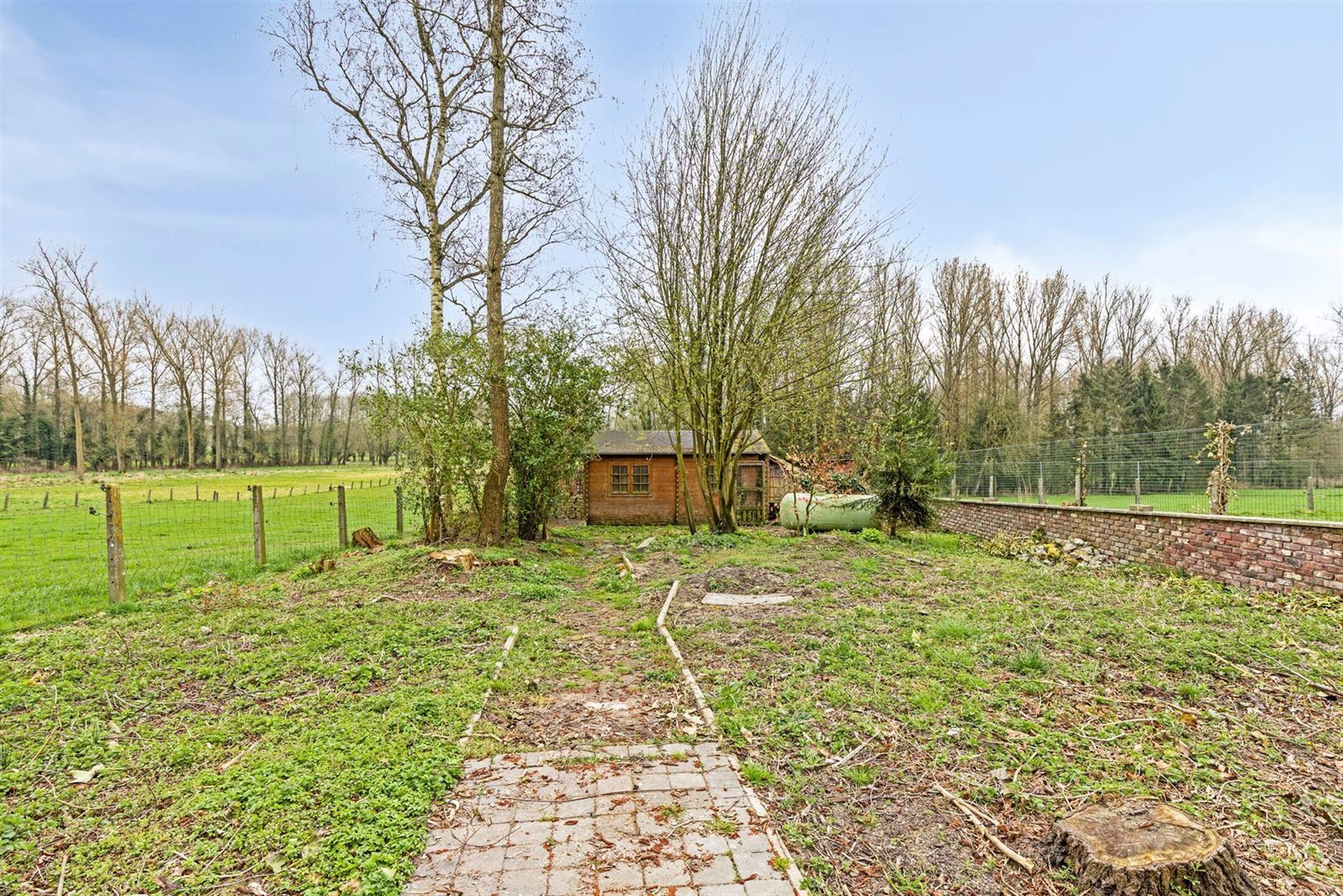 FOTO’S 23 : Woning te 1570 PAJOTTEGEM (België) - Prijs In optie