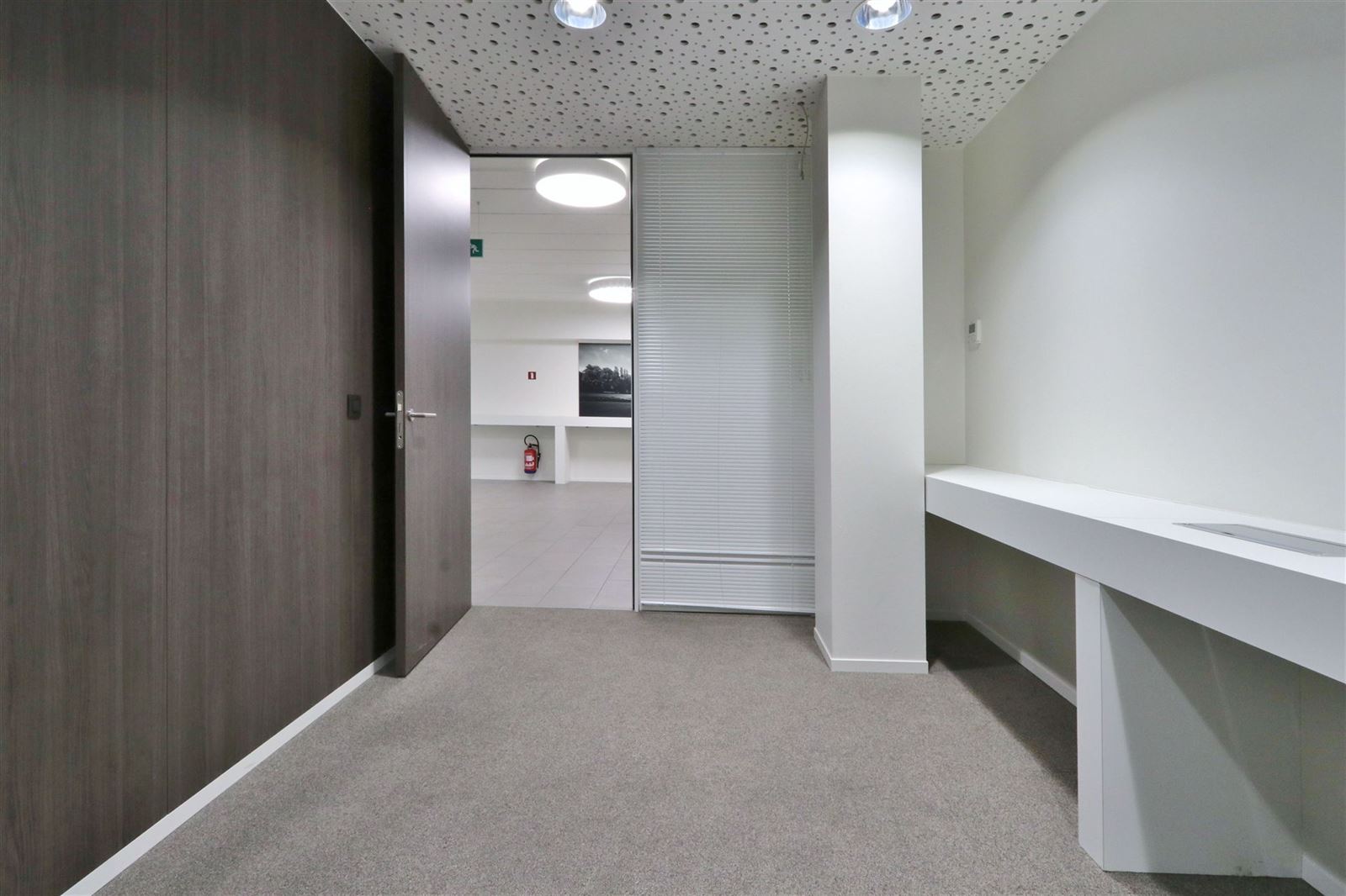 PHOTOS 6 : Bureaux à 1650 BEERSEL (Belgique) - Prix 2.200 €