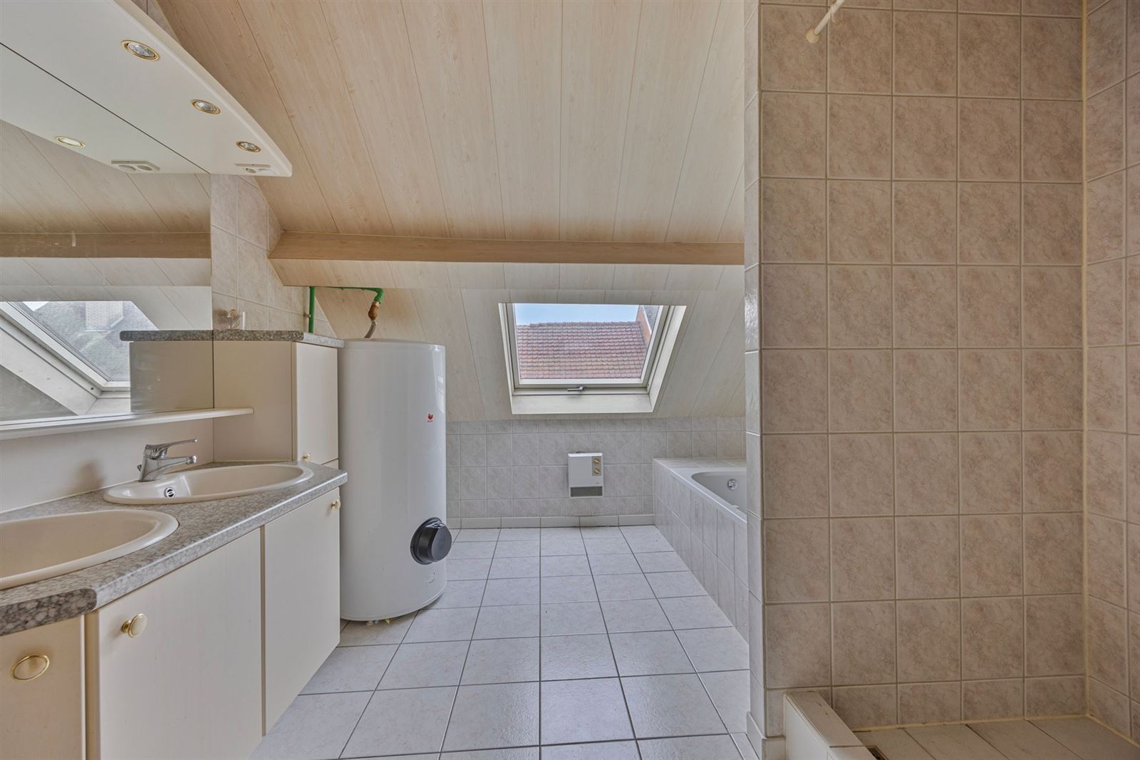 PHOTOS 13 : Appartement à 1750 SINT-KWINTENS-LENNIK (Belgique) - Prix OPTION