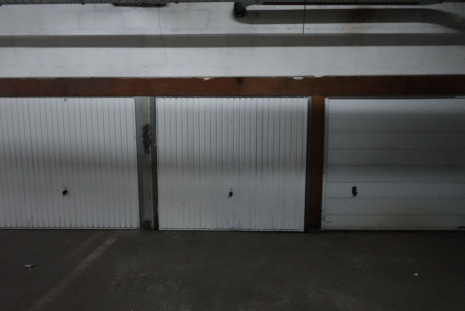 FOTO’S 9 : Garage te 1070 ANDERLECHT (België) - Prijs € 255.000