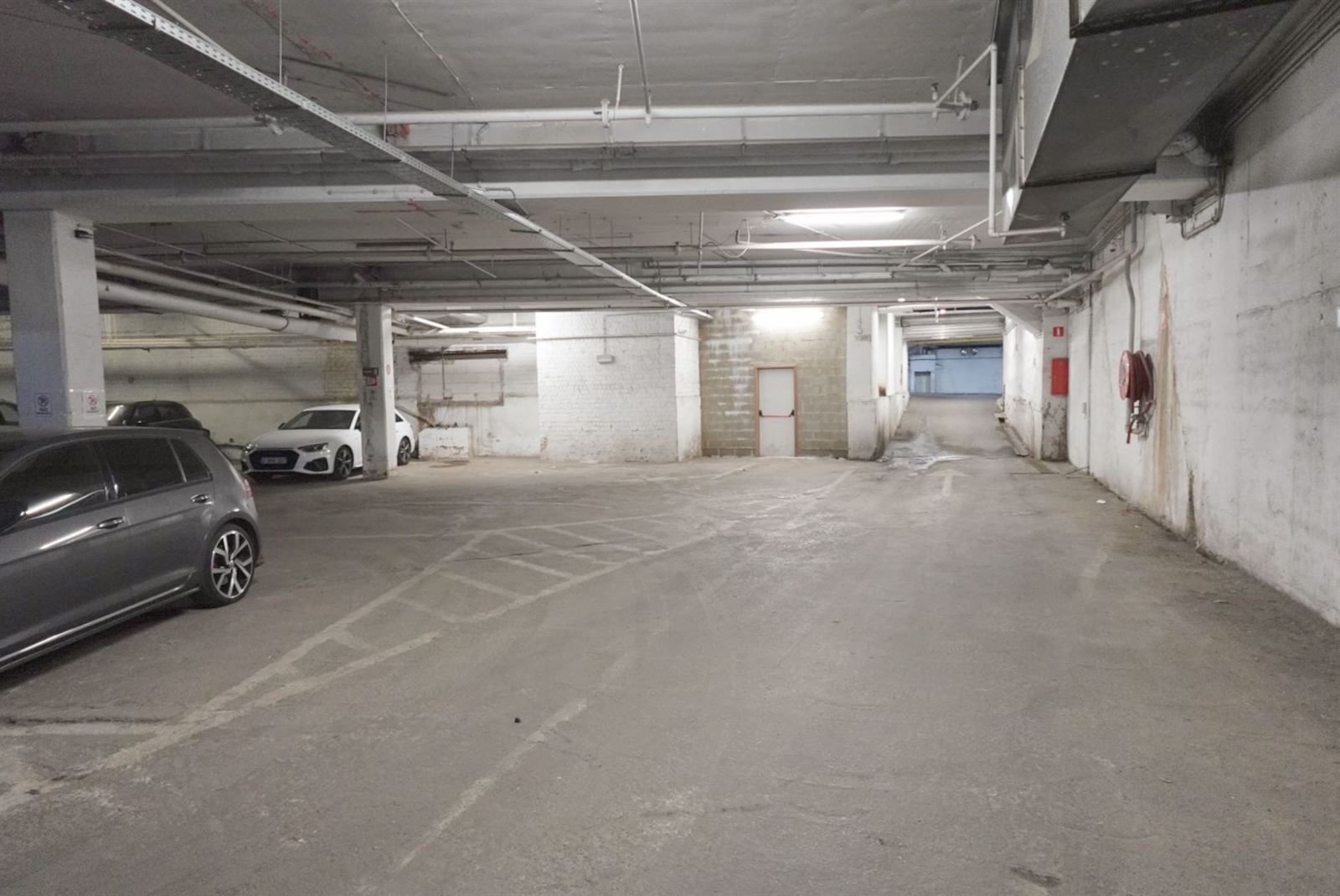 FOTO’S 3 : Garage te 1070 ANDERLECHT (België) - Prijs € 255.000
