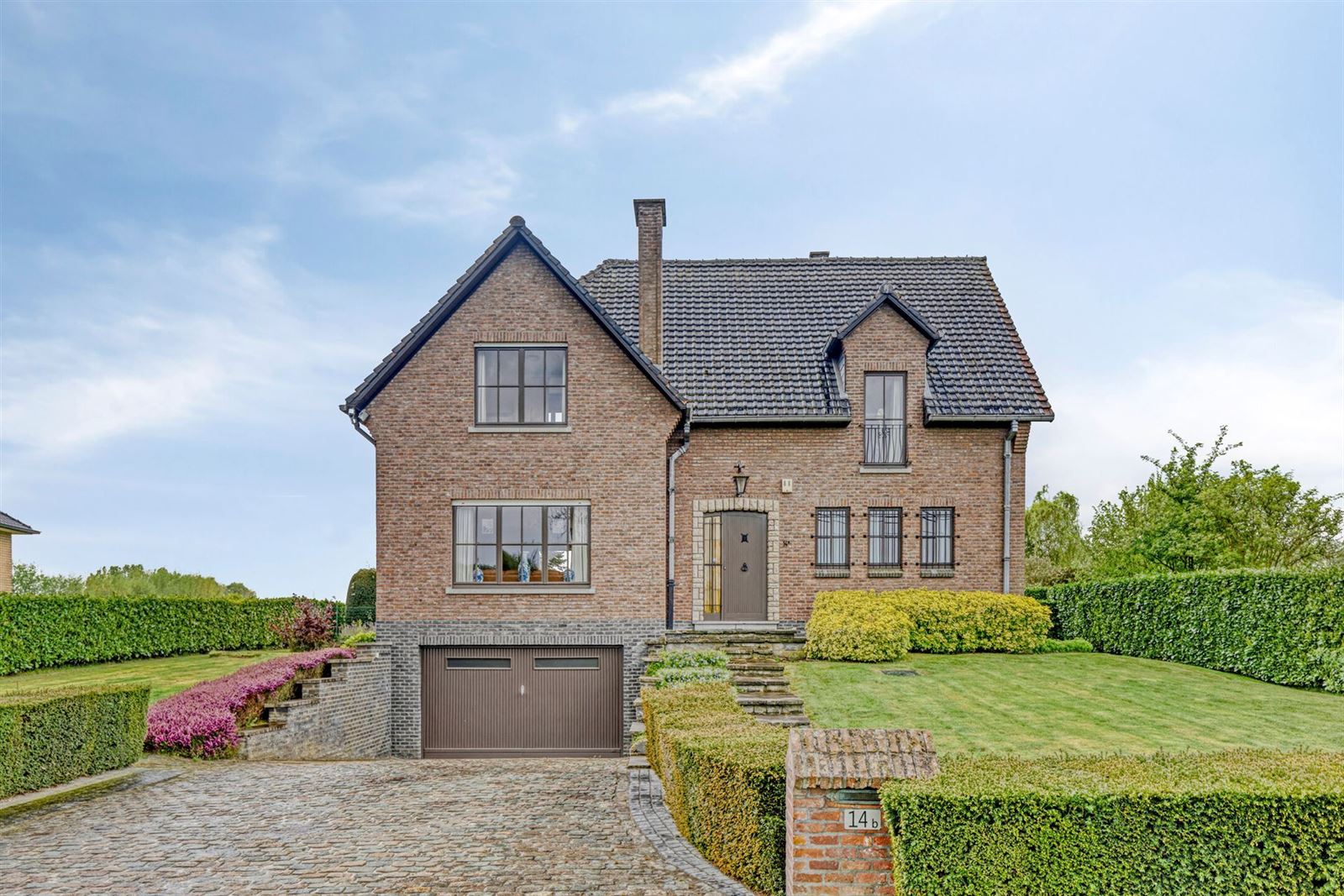 FOTO’S 7 : Woning te 1750 SINT-MARTENS-LENNIK (België) - Prijs € 699.000