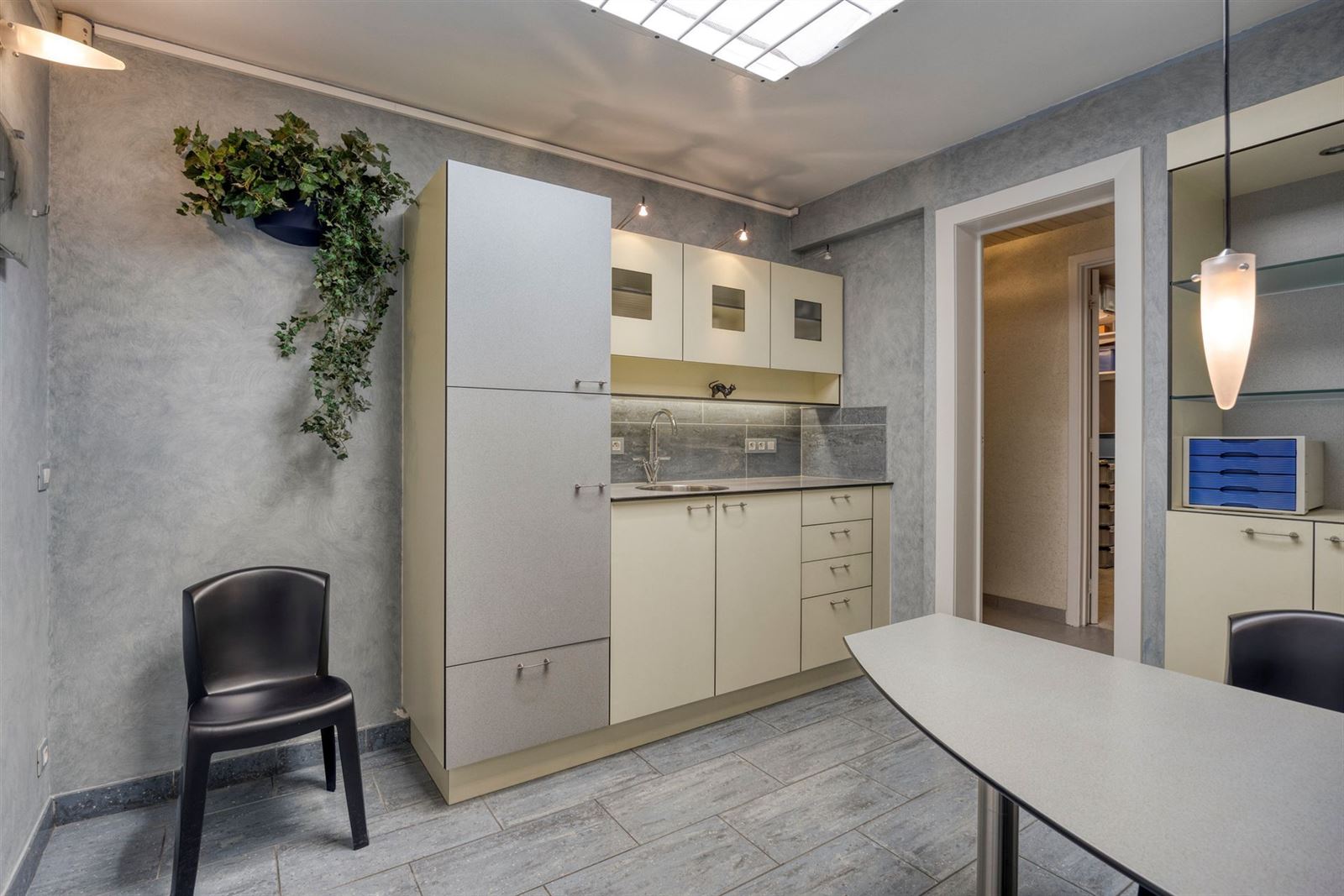 FOTO’S 10 : Gemengd gebouw te 1600 SINT-PIETERS-LEEUW (België) - Prijs € 335.000