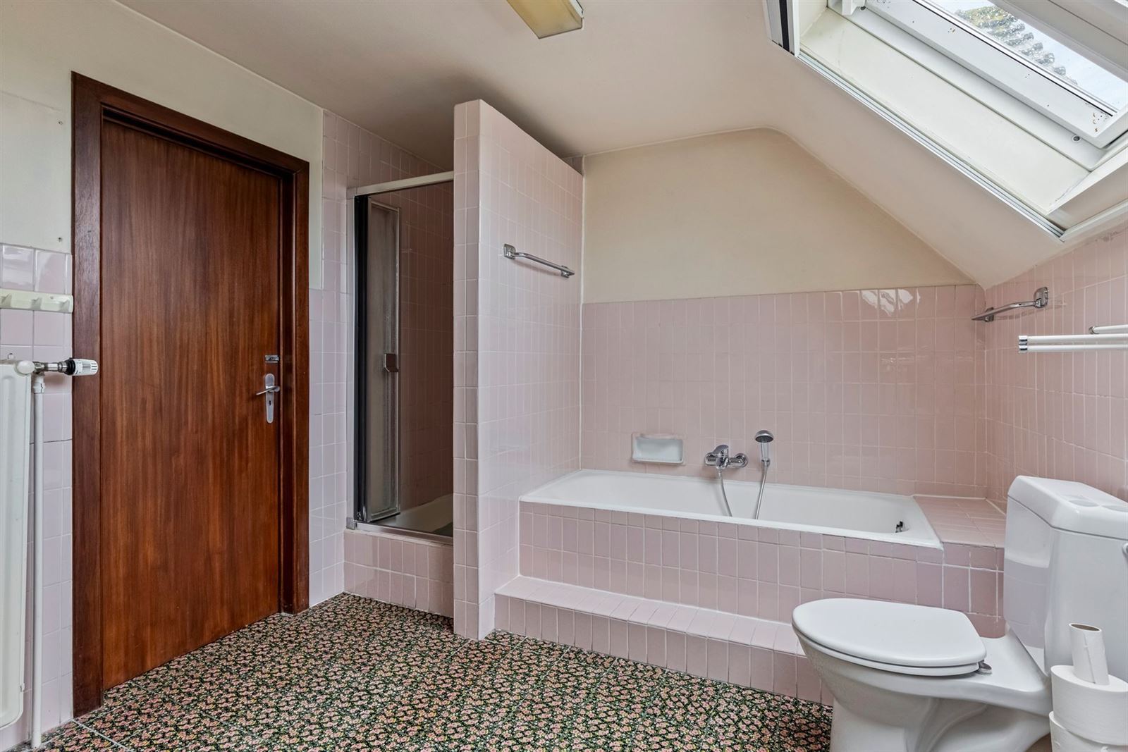FOTO’S 20 : Woning te 1750 SINT-MARTENS-LENNIK (België) - Prijs € 699.000