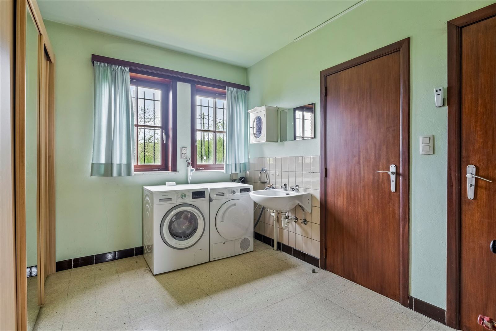 FOTO’S 14 : Woning te 1750 SINT-MARTENS-LENNIK (België) - Prijs € 699.000