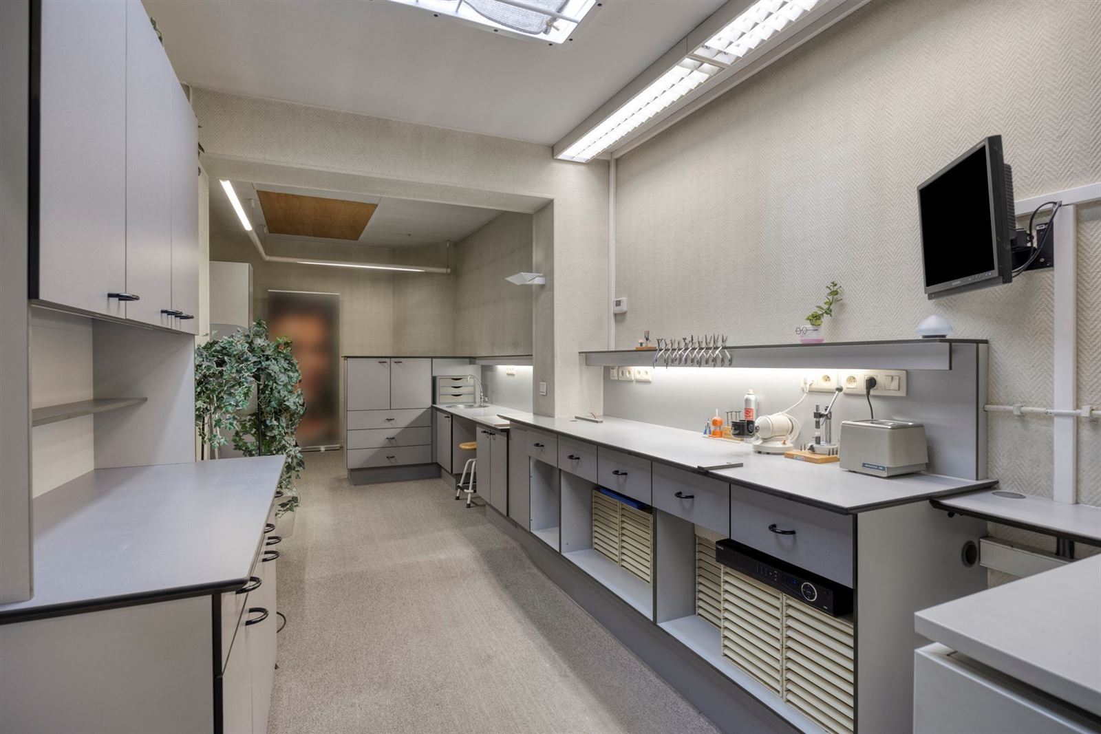 FOTO’S 7 : Gemengd gebouw te 1600 SINT-PIETERS-LEEUW (België) - Prijs € 335.000