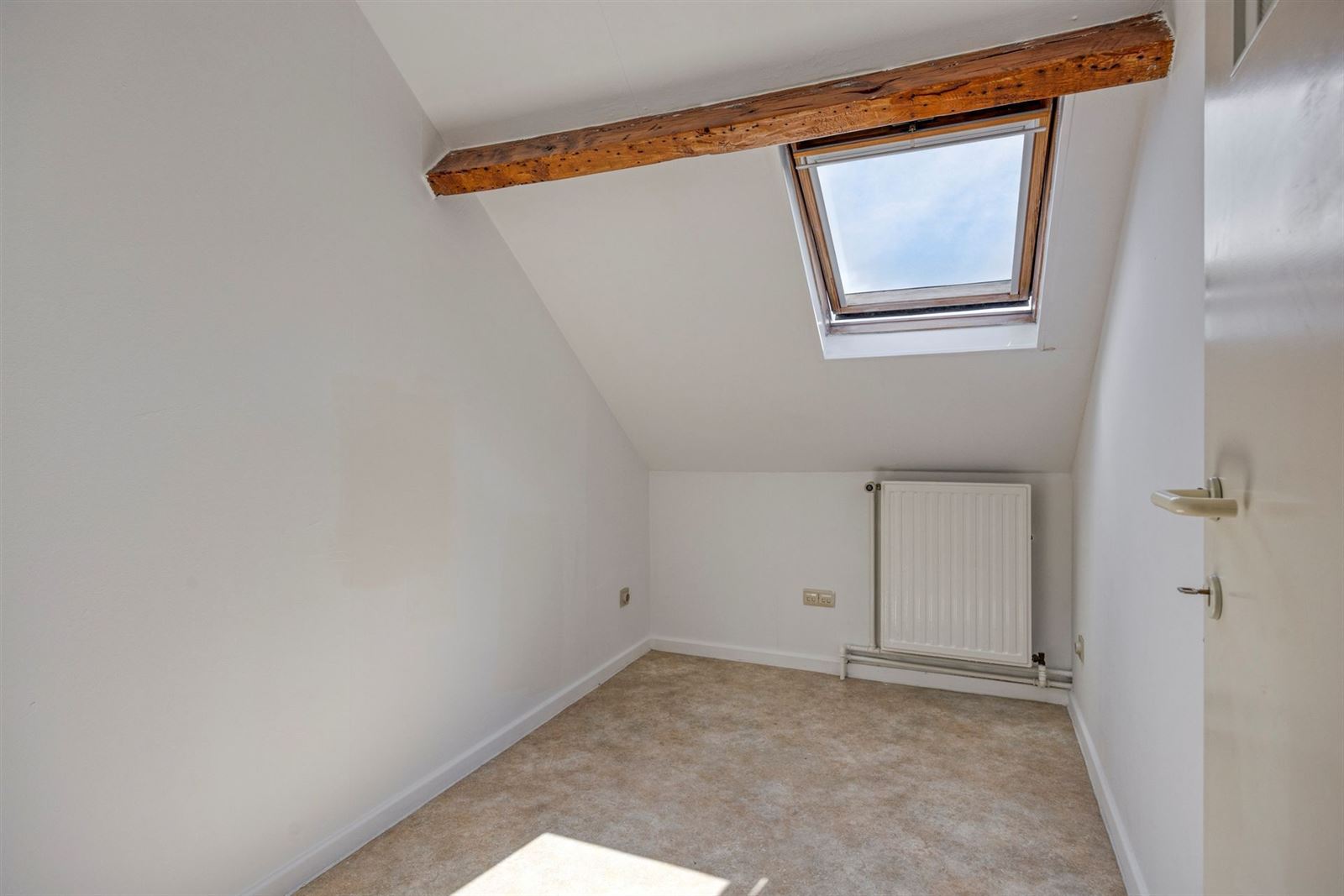 FOTO’S 21 : Gemengd gebouw te 1600 SINT-PIETERS-LEEUW (België) - Prijs € 335.000