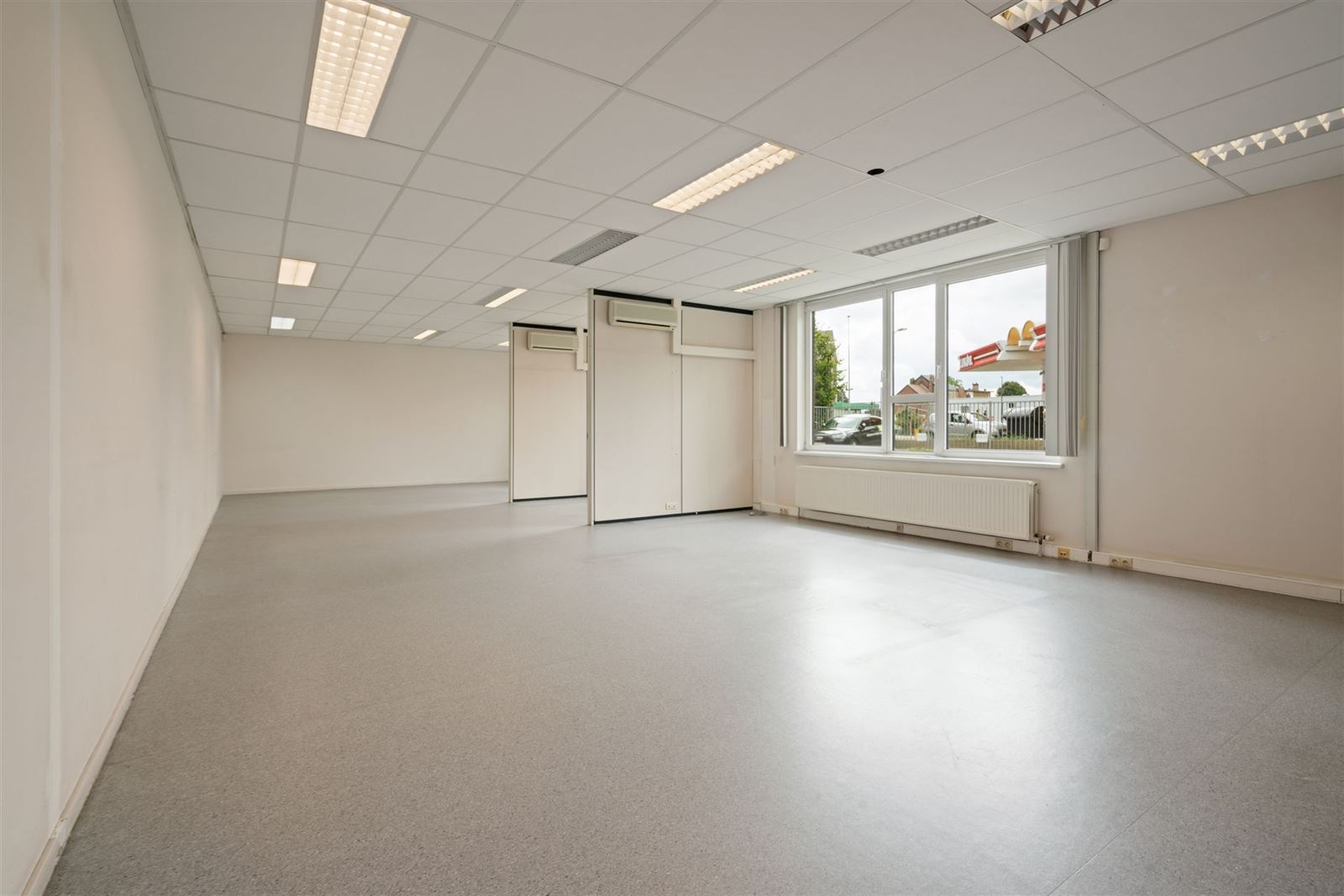 FOTO’S 5 : Kantoorruimte te 1620 DROGENBOS (België) - Prijs € 990