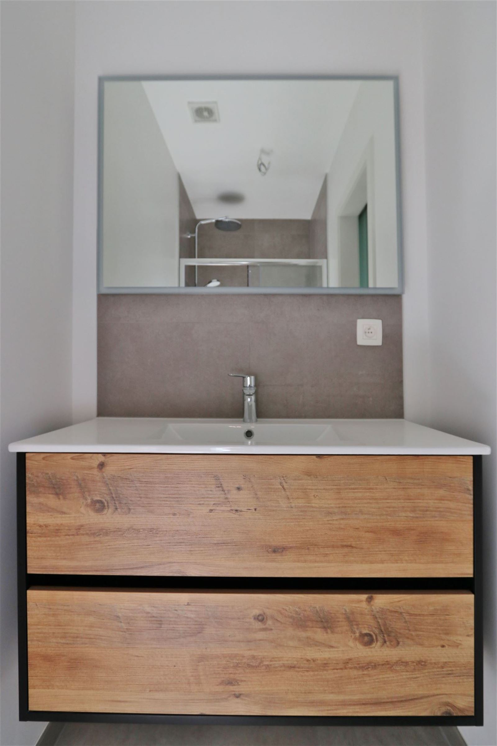 FOTO’S 16 : Duplex te 1650 BEERSEL (België) - Prijs In optie