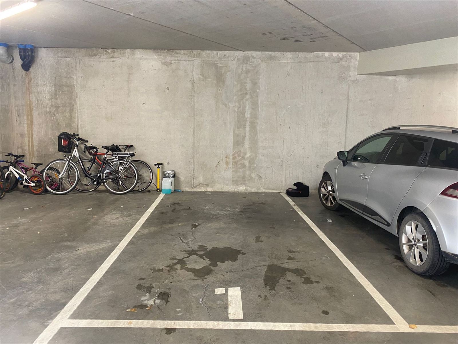 FOTO’S 2 : Garage te 1500 HALLE (België) - Prijs € 36.000