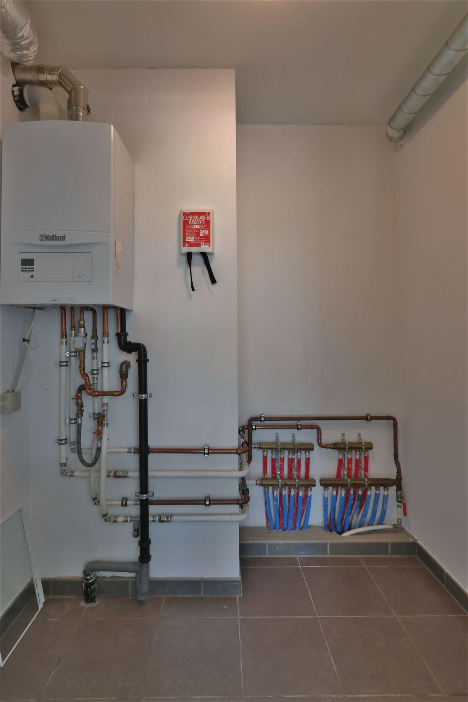 FOTO’S 9 : Appartement te 1501 BUIZINGEN (België) - Prijs € 1.150