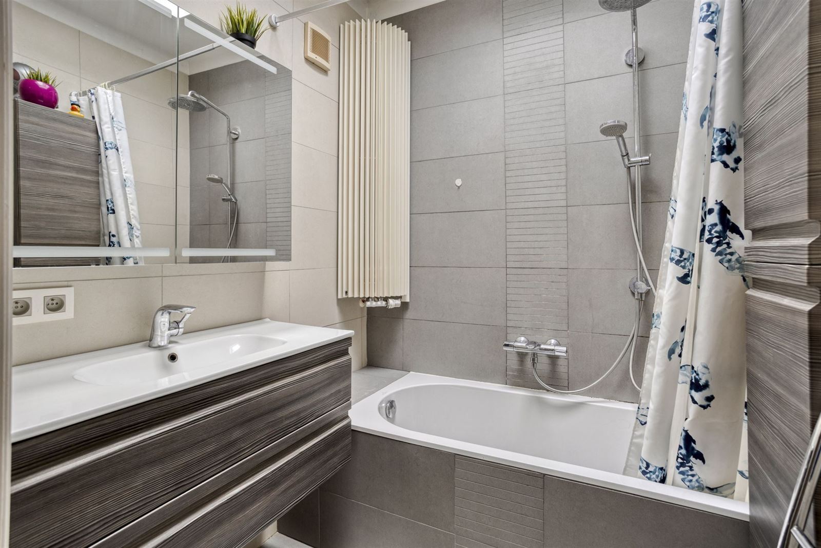 FOTO’S 18 : Woning te 1654 HUIZINGEN (België) - Prijs In optie