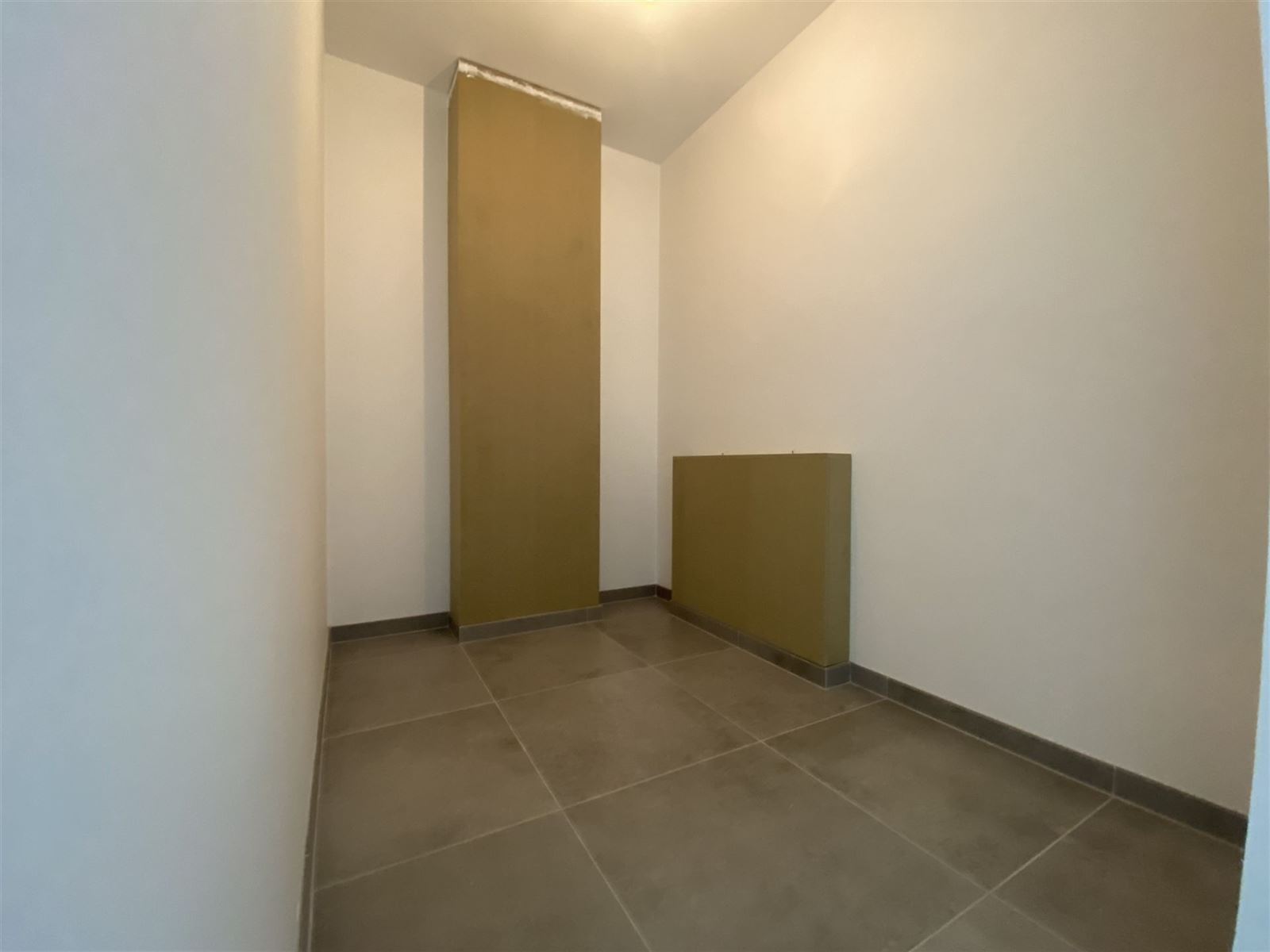 FOTO’S 15 : Woning te 1755 KESTER (België) - Prijs &euro;&nbsp;1.450