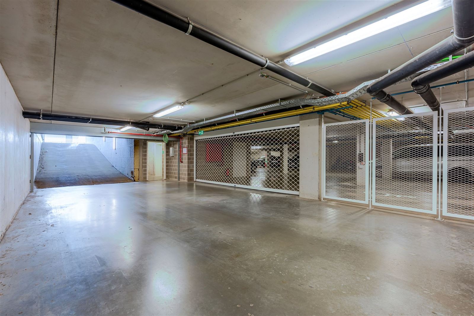 FOTO’S 14 : Appartement te 1600 SINT-PIETERS-LEEUW (België) - Prijs € 348.000