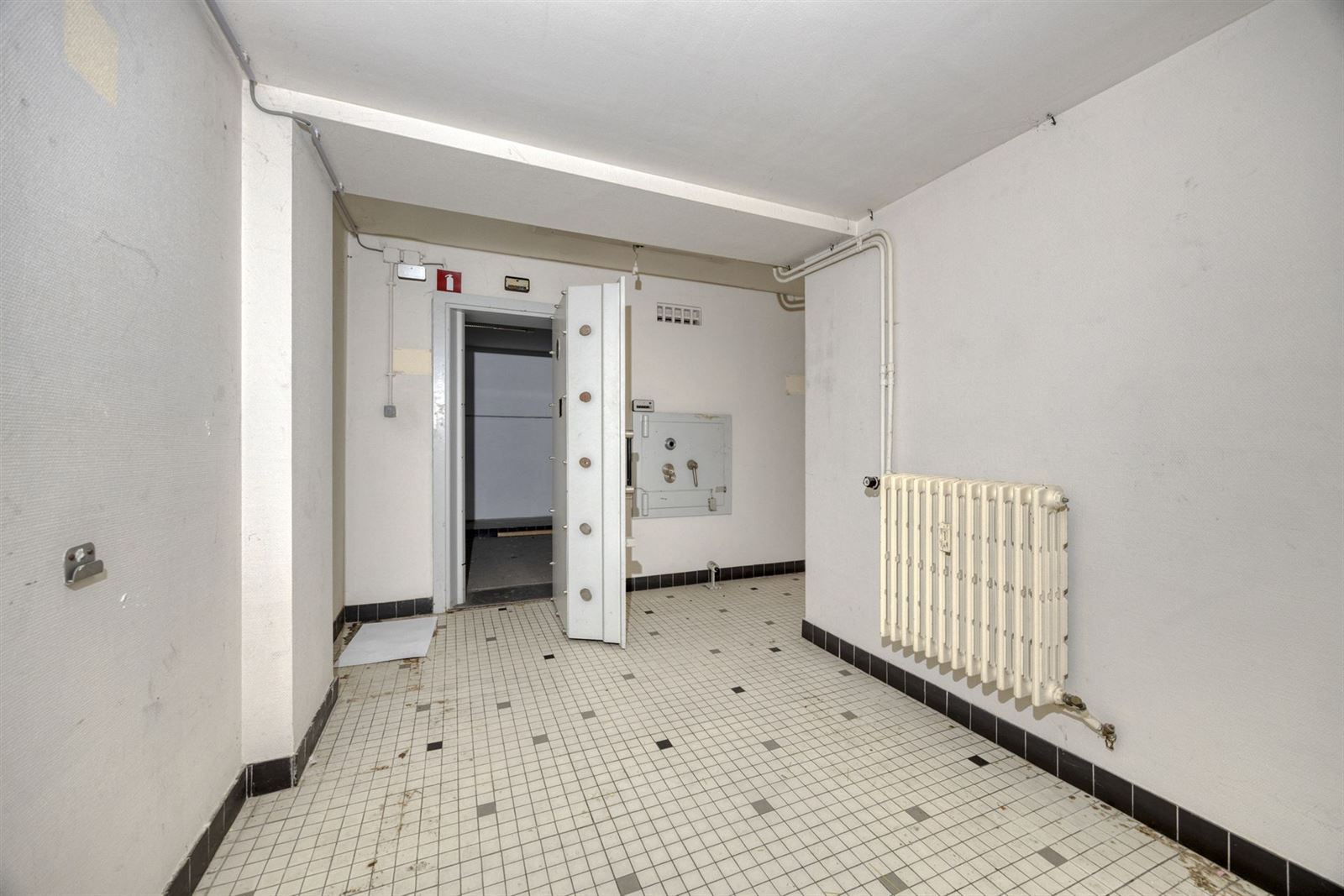 FOTO’S 21 : Handelspand te 1780 WEMMEL (België) - Prijs In optie