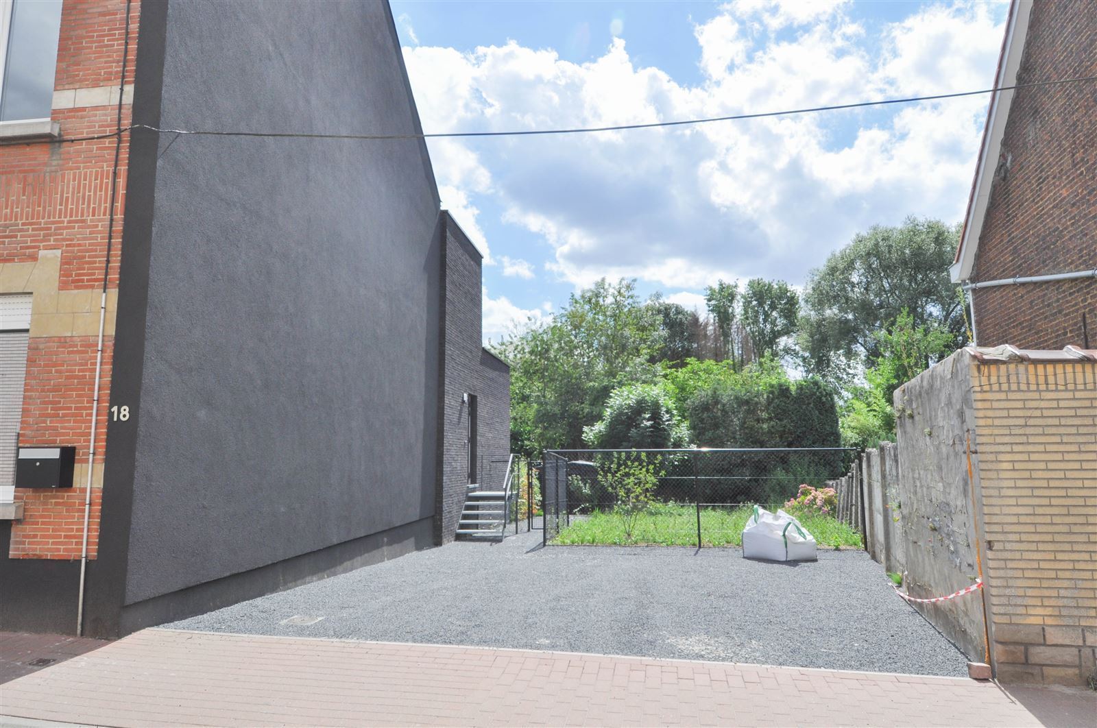 FOTO’S 22 : Woning te 1640 SINT-GENESIUS-RODE (België) - Prijs € 1.550
