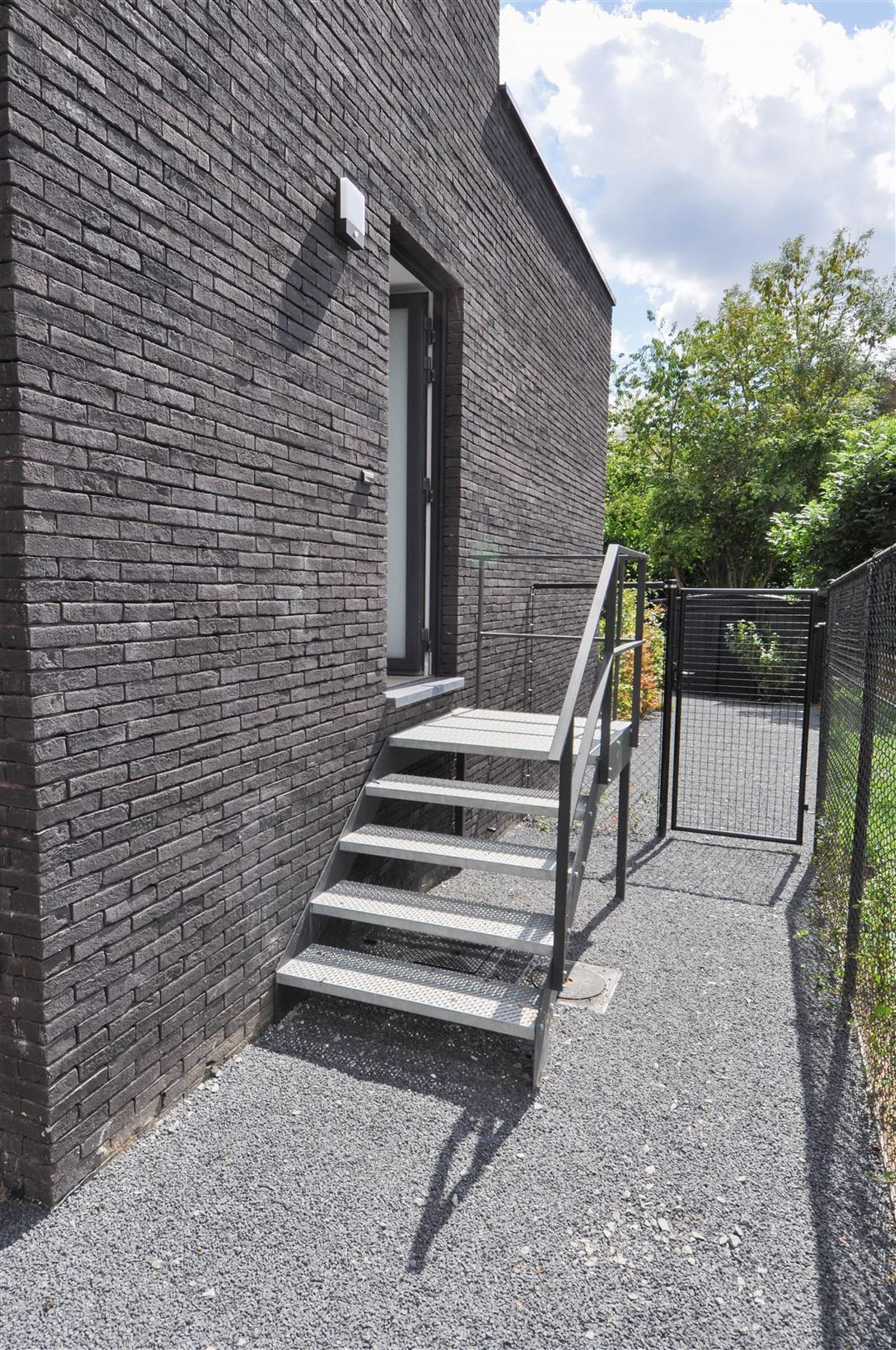 FOTO’S 3 : Woning te 1640 SINT-GENESIUS-RODE (België) - Prijs € 1.550
