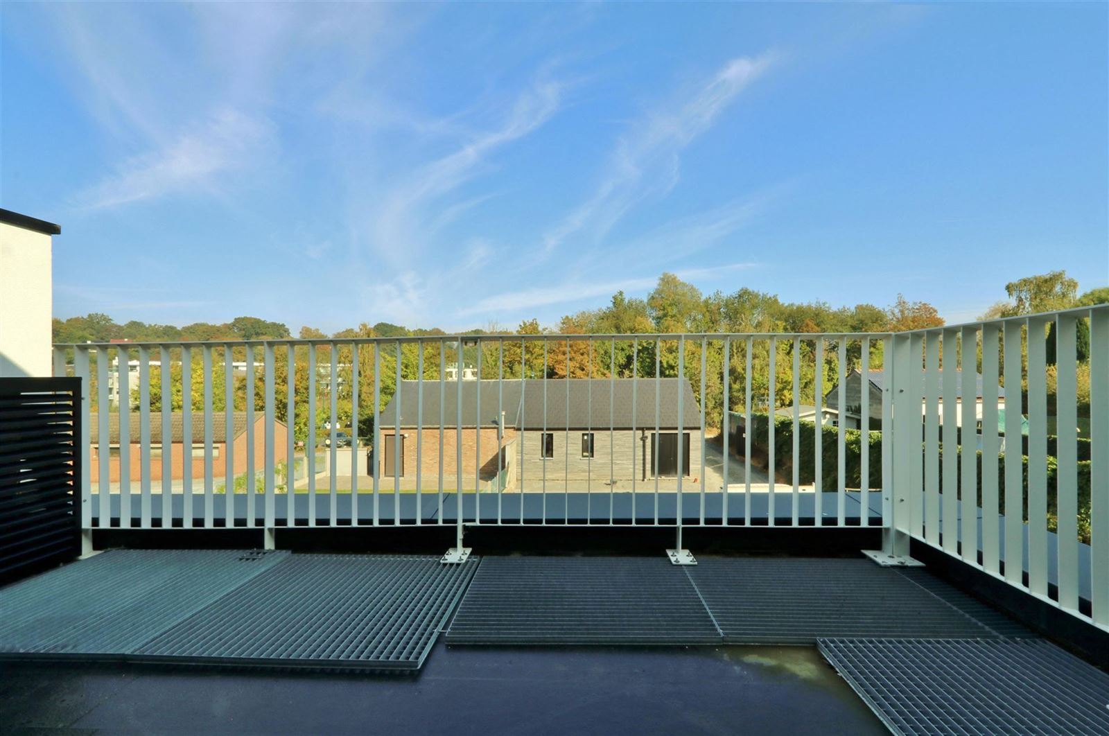 FOTO’S 2 : Duplex te 1640 SINT-GENESIUS-RODE (België) - Prijs € 1.650