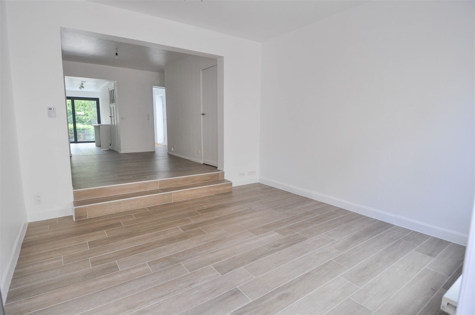FOTO’S 4 : Woning te 1640 SINT-GENESIUS-RODE (België) - Prijs € 1.550