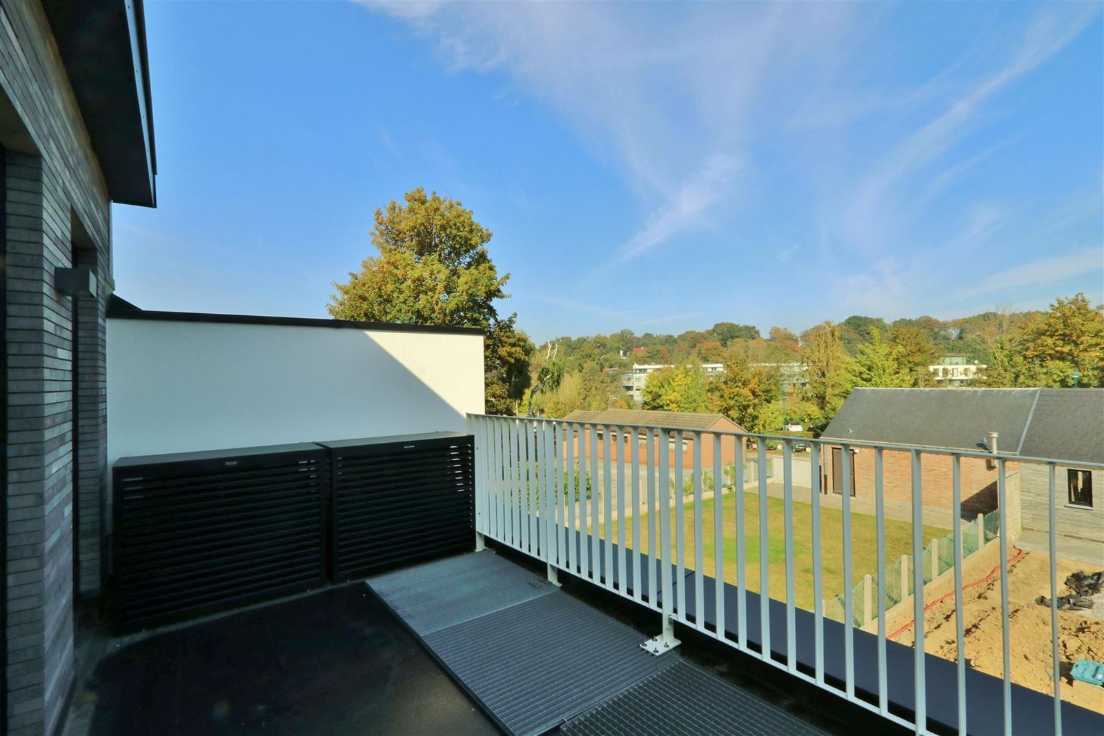 FOTO’S 22 : Duplex te 1640 SINT-GENESIUS-RODE (België) - Prijs € 1.650