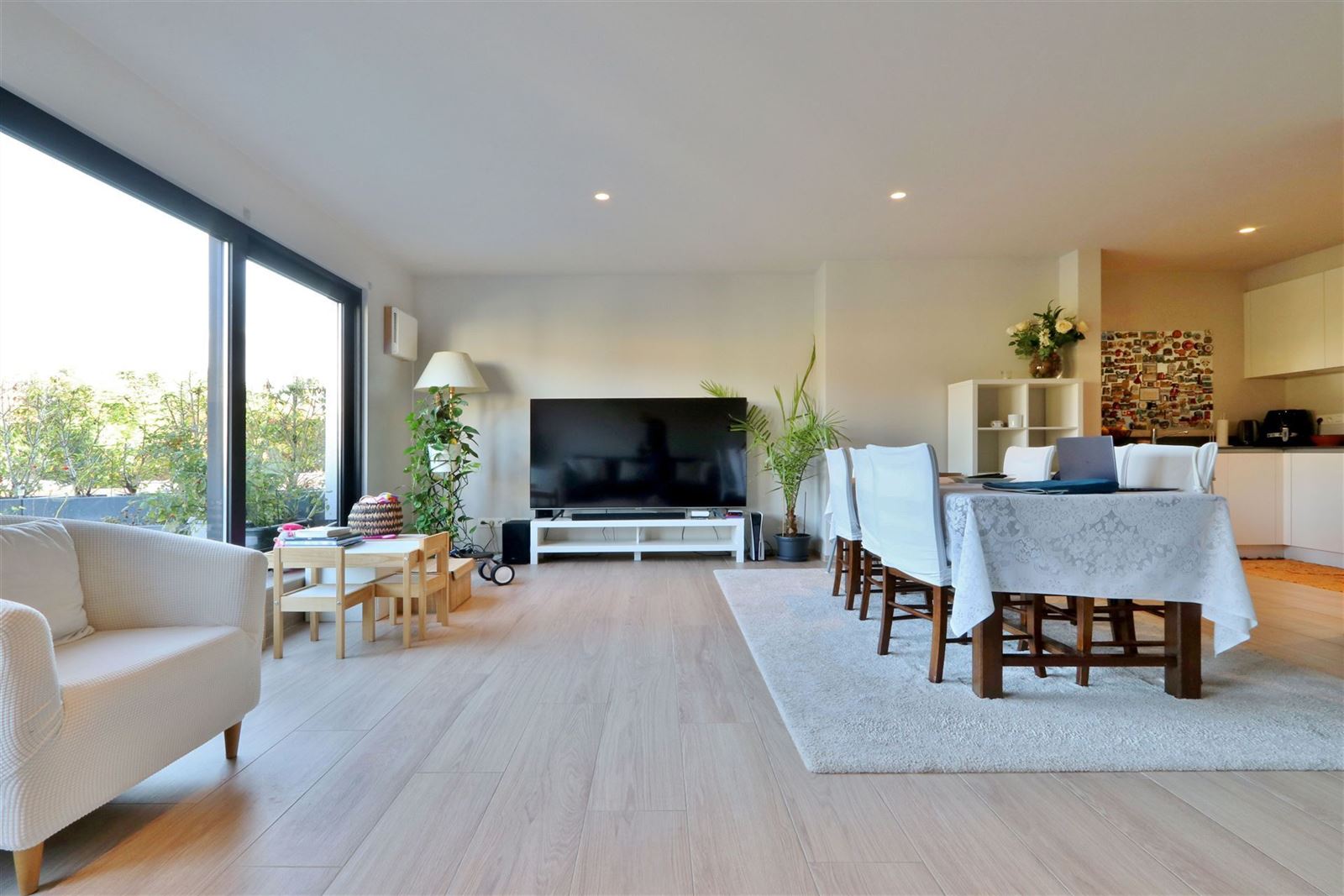 FOTO’S 6 : Appartement te 1640 SINT-GENESIUS-RODE (België) - Prijs € 1.590