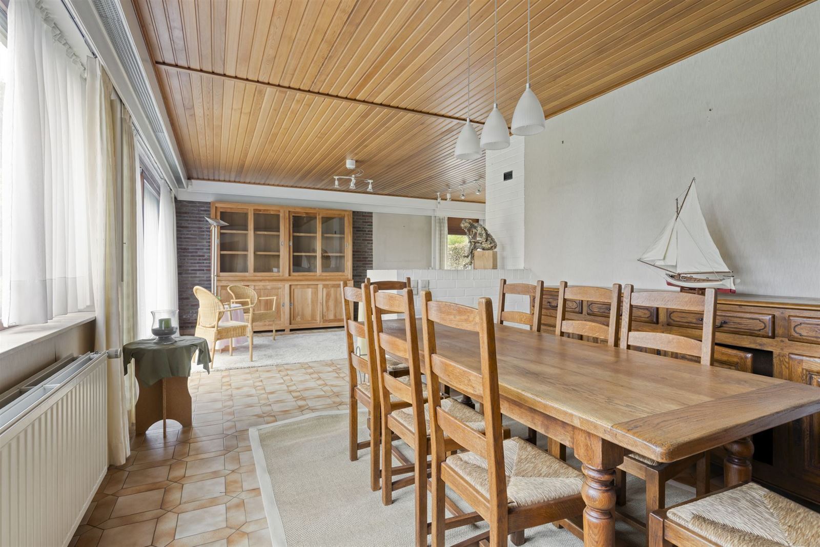 FOTO’S 9 : Woning te 1600 SINT-PIETERS-LEEUW (België) - Prijs € 548.000