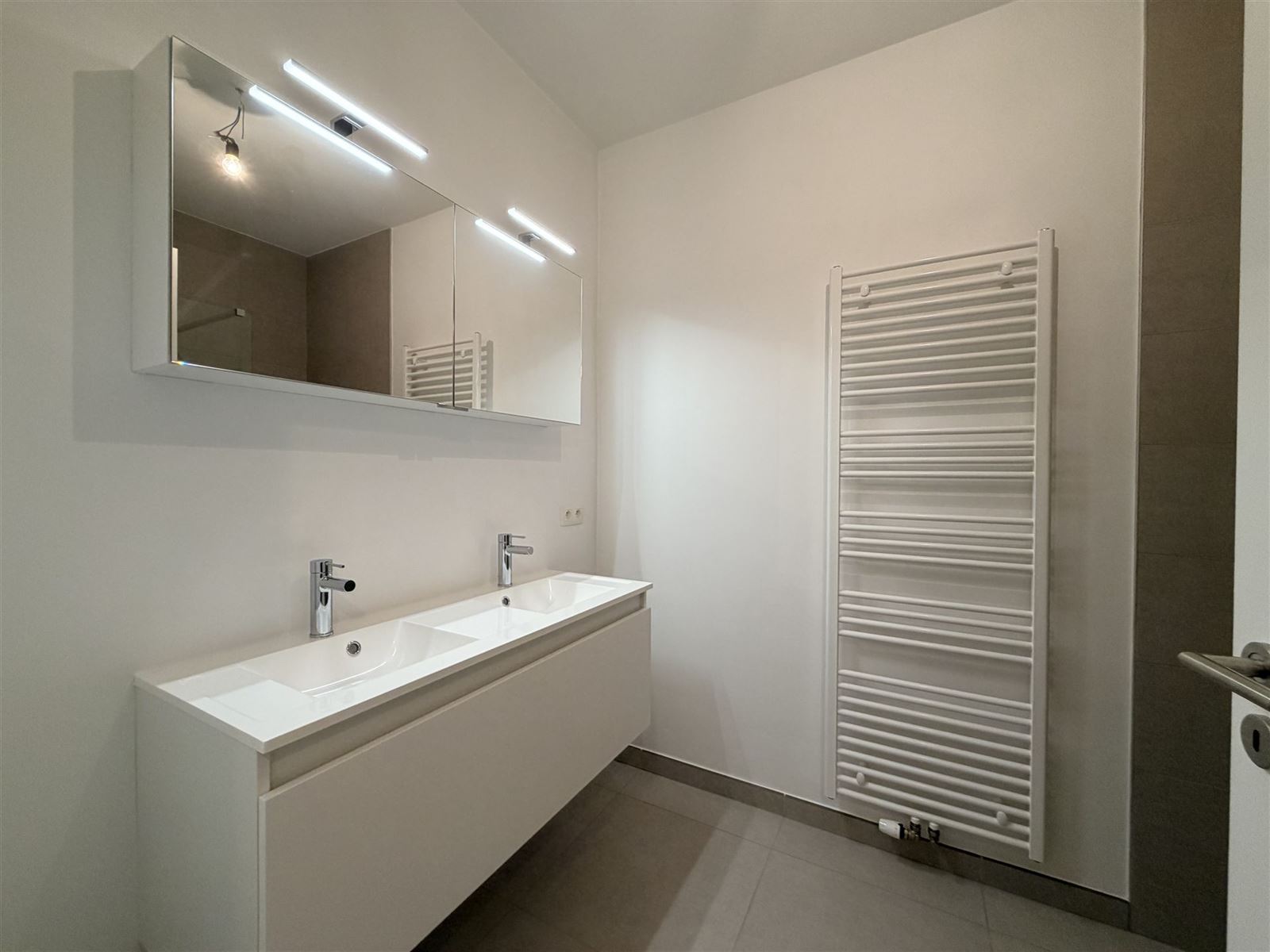 FOTO’S 11 : Appartement te 1755 LEERBEEK (België) - Prijs € 1.050