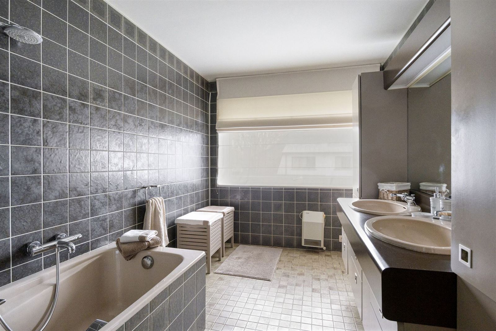 FOTO’S 14 : Woning te 1600 SINT-PIETERS-LEEUW (België) - Prijs € 545.000