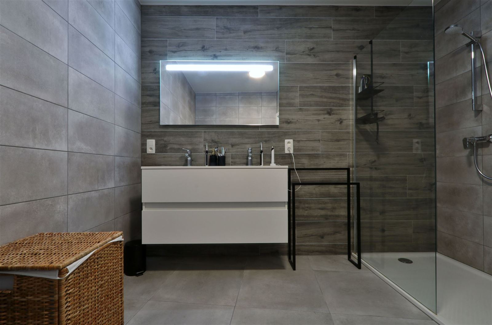 FOTO’S 13 : Appartement te 1500 HALLE (België) - Prijs € 1.180