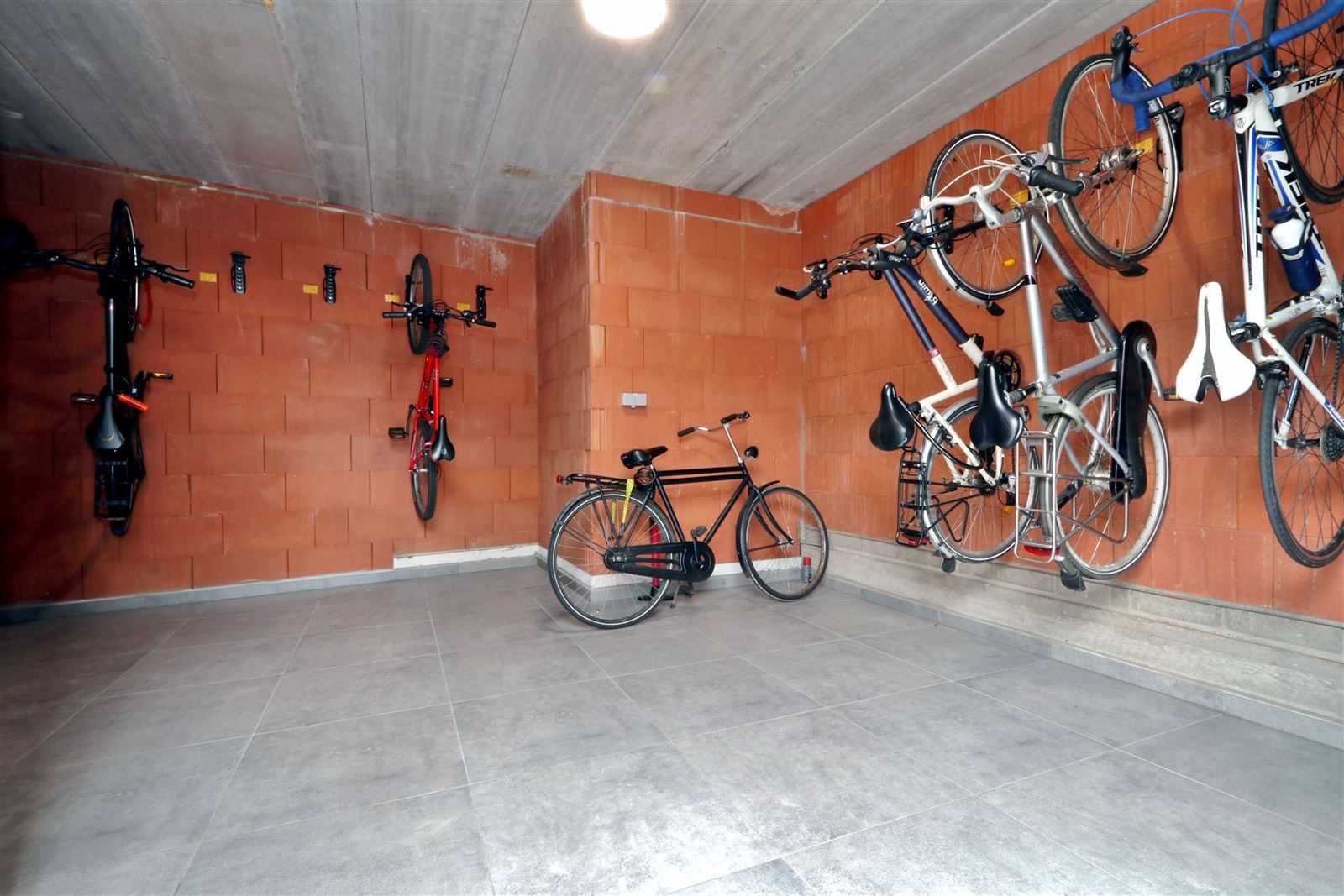 FOTO’S 15 : Appartement te 1500 HALLE (België) - Prijs € 1.180