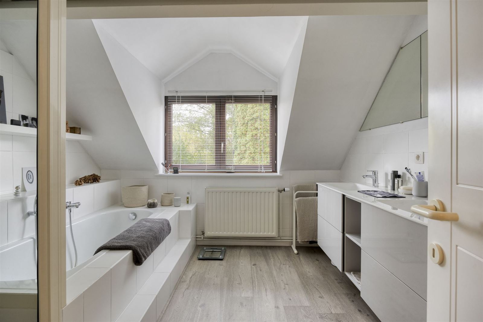 FOTO’S 21 : Woning te 1654 HUIZINGEN (België) - Prijs € 645.000