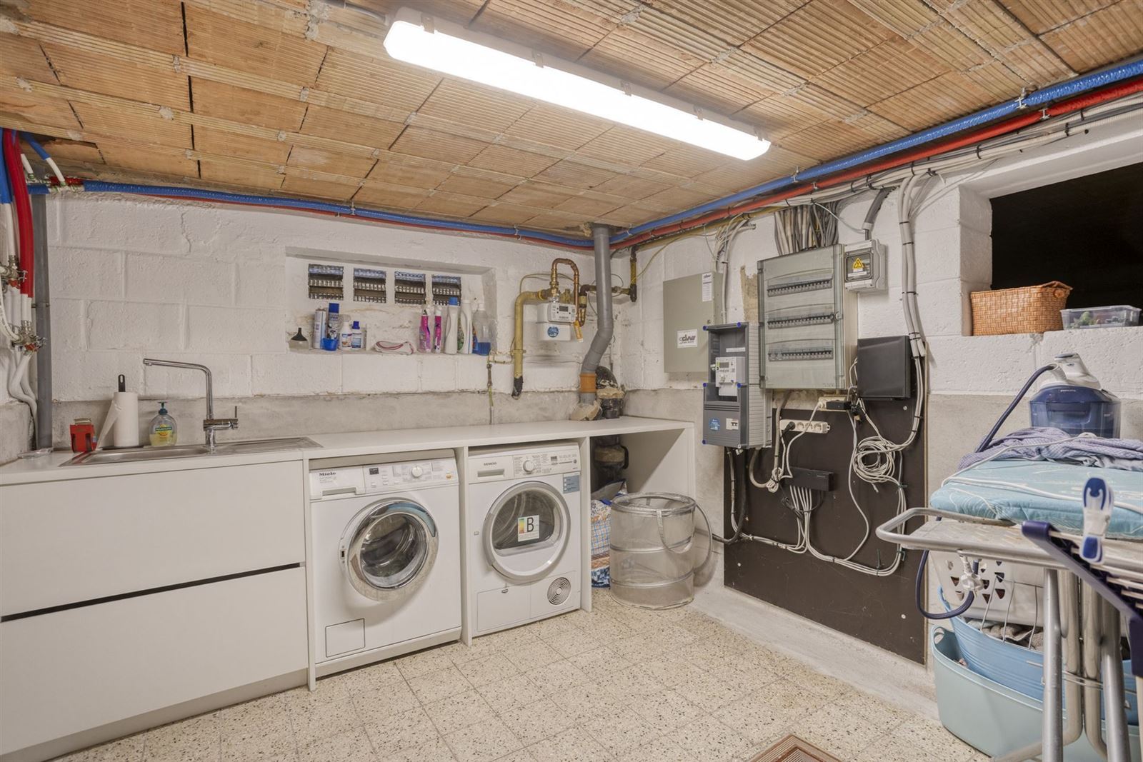 FOTO’S 24 : Woning te 1650 BEERSEL (België) - Prijs € 785.000