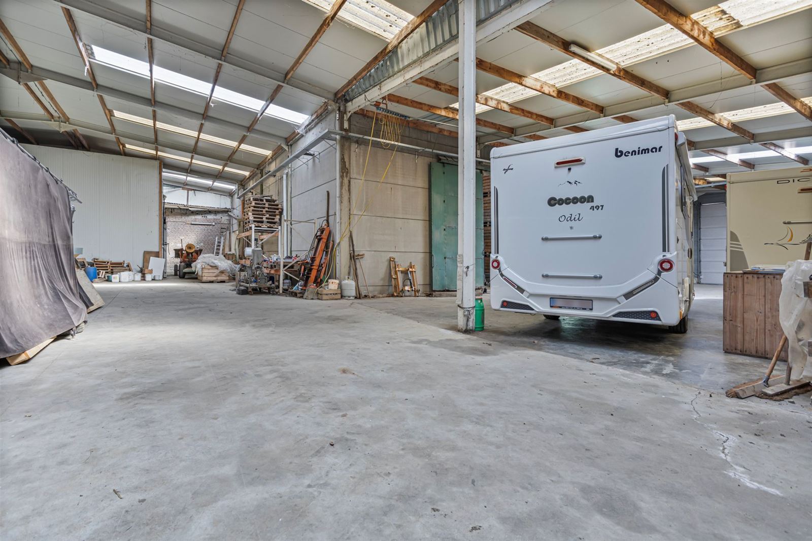 FOTO’S 9 : Bedrijfsgebouw te 1670 PEPINGEN (België) - Prijs € 559.000