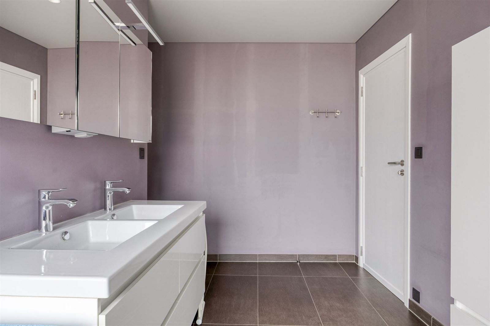 PHOTOS 20 : Maison à 1750 SINT-KWINTENS-LENNIK (Belgique) - Prix 599.000 €