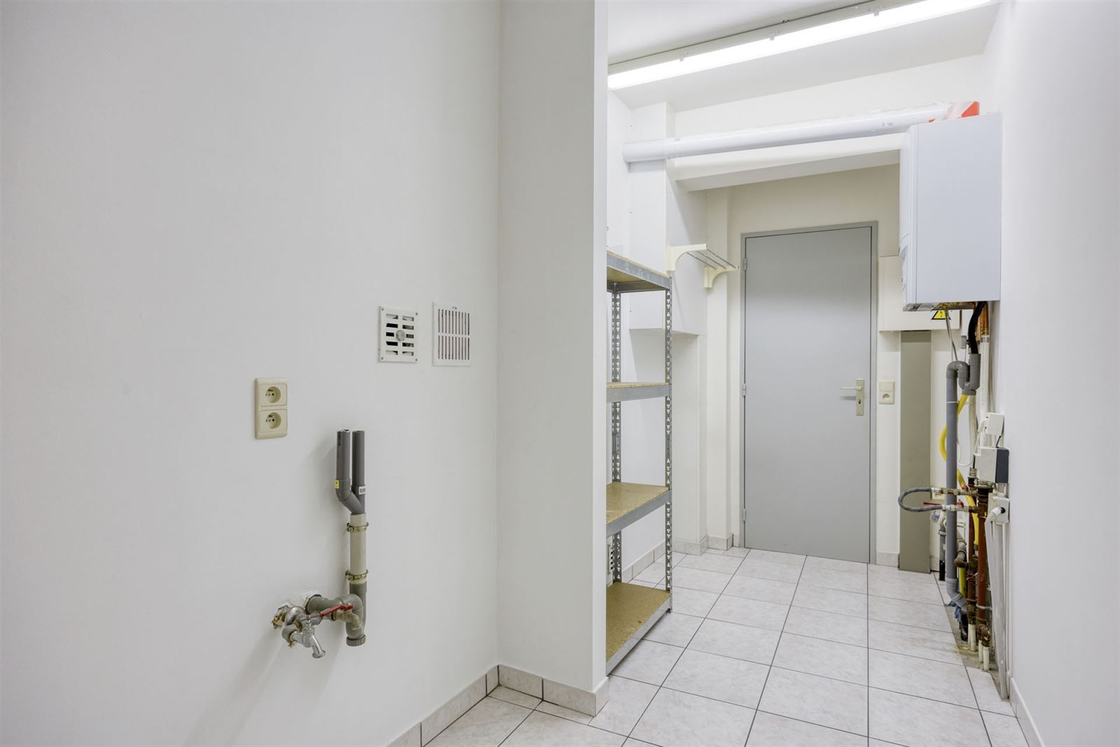 FOTO’S 12 : Appartement te 1500 HALLE (België) - Prijs € 215.000