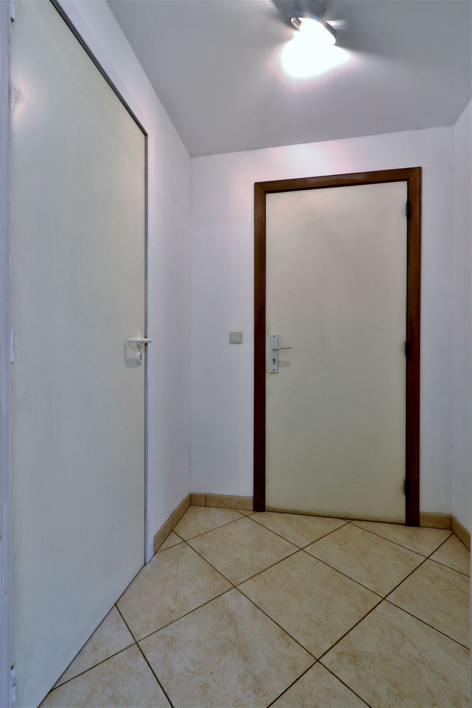 FOTO’S 3 :  te 1500 HALLE (België) - Prijs € 800