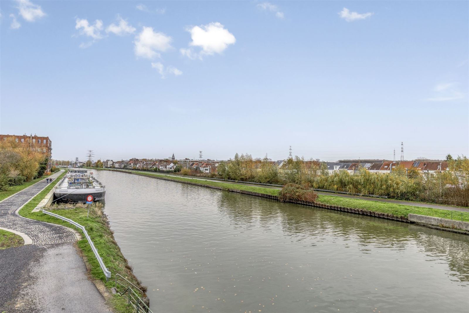 FOTO’S 26 : Woning te 1600 SINT-PIETERS-LEEUW (België) - Prijs € 399.000