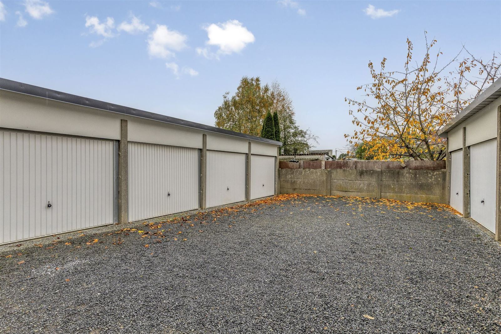 FOTO’S 27 : Woning te 1600 SINT-PIETERS-LEEUW (België) - Prijs € 399.000