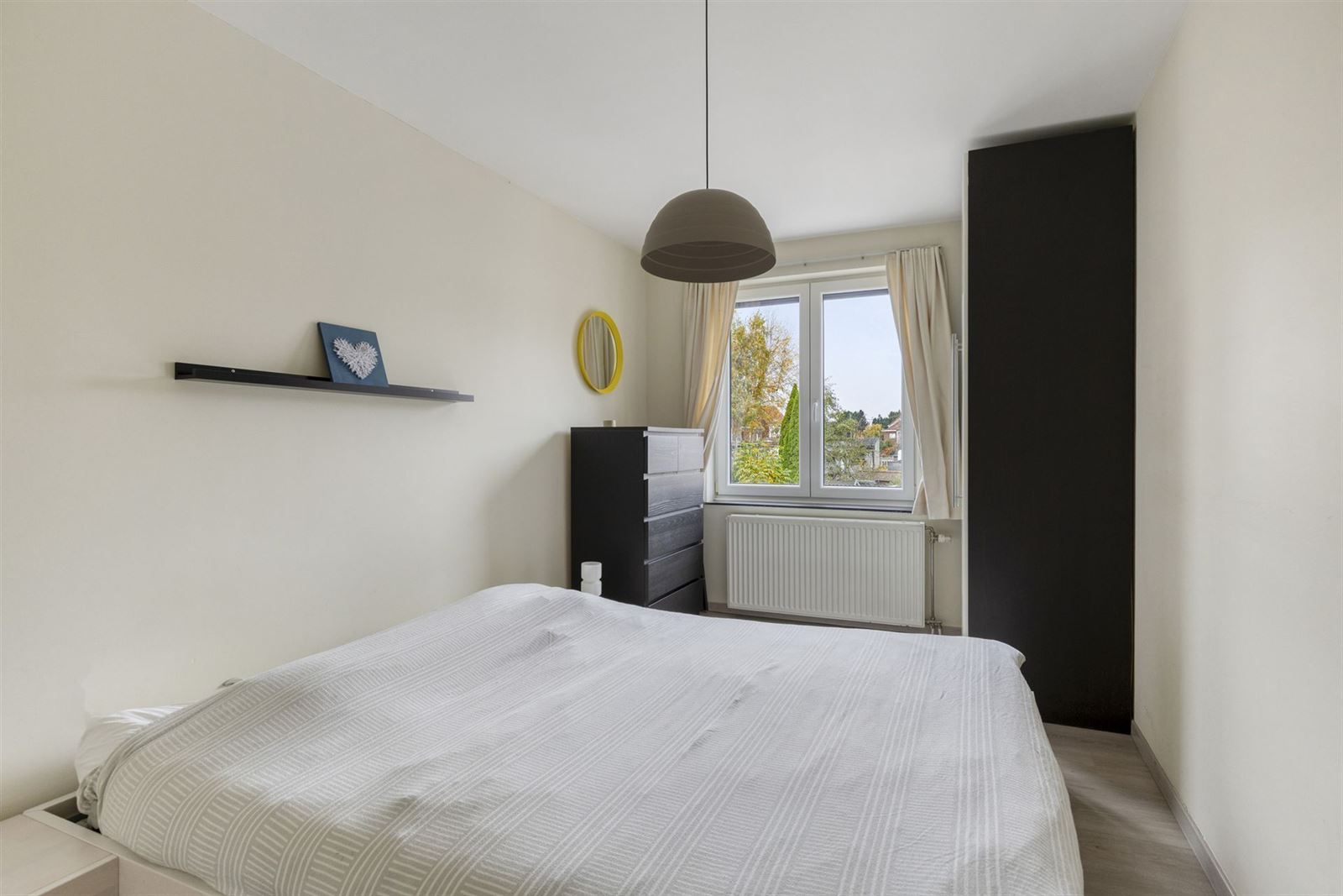 FOTO’S 16 : Woning te 1600 SINT-PIETERS-LEEUW (België) - Prijs € 399.000