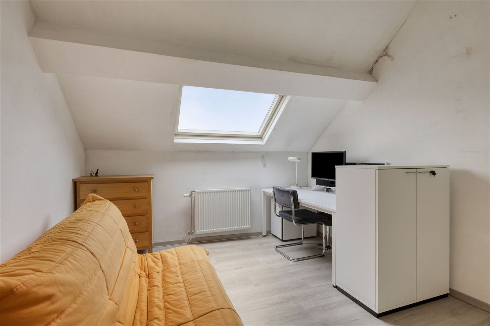 FOTO’S 24 : Woning te 1600 SINT-PIETERS-LEEUW (België) - Prijs € 399.000